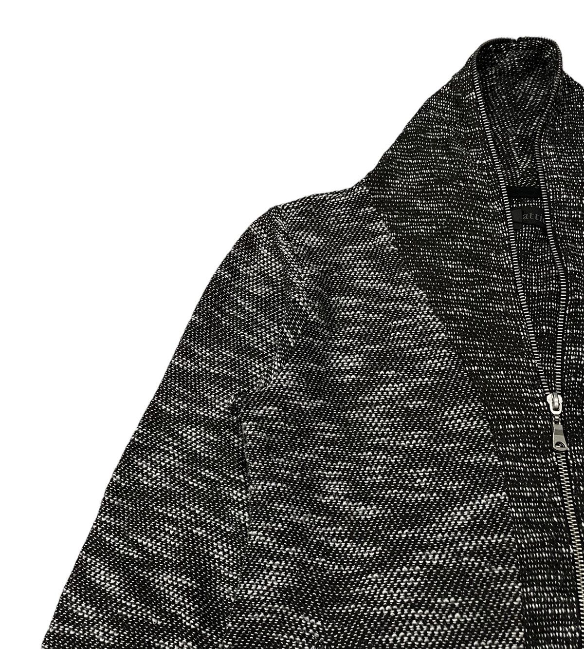 Vintage In The Attic Zipper Collar Light Jacket