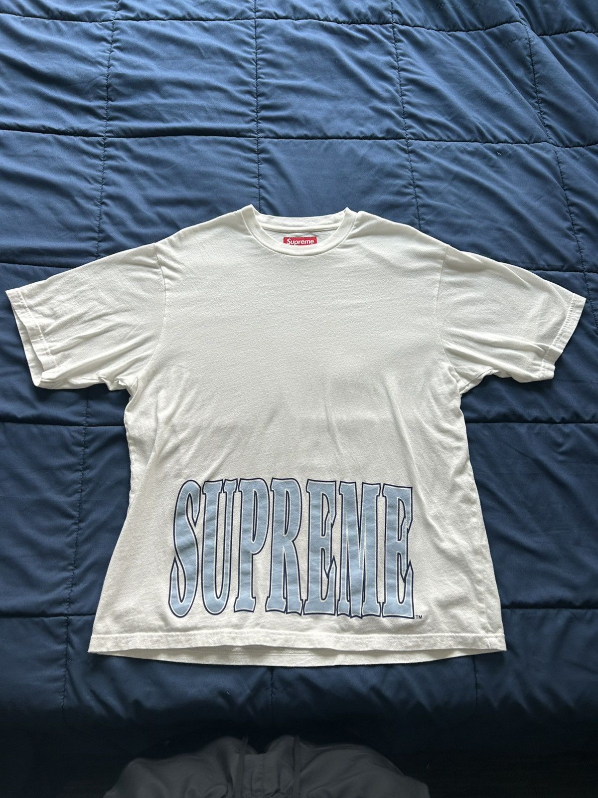 Supreme supreme cracked stretched S/S top Size US M / EU 48-50 / 2 - 1 Thumbnail