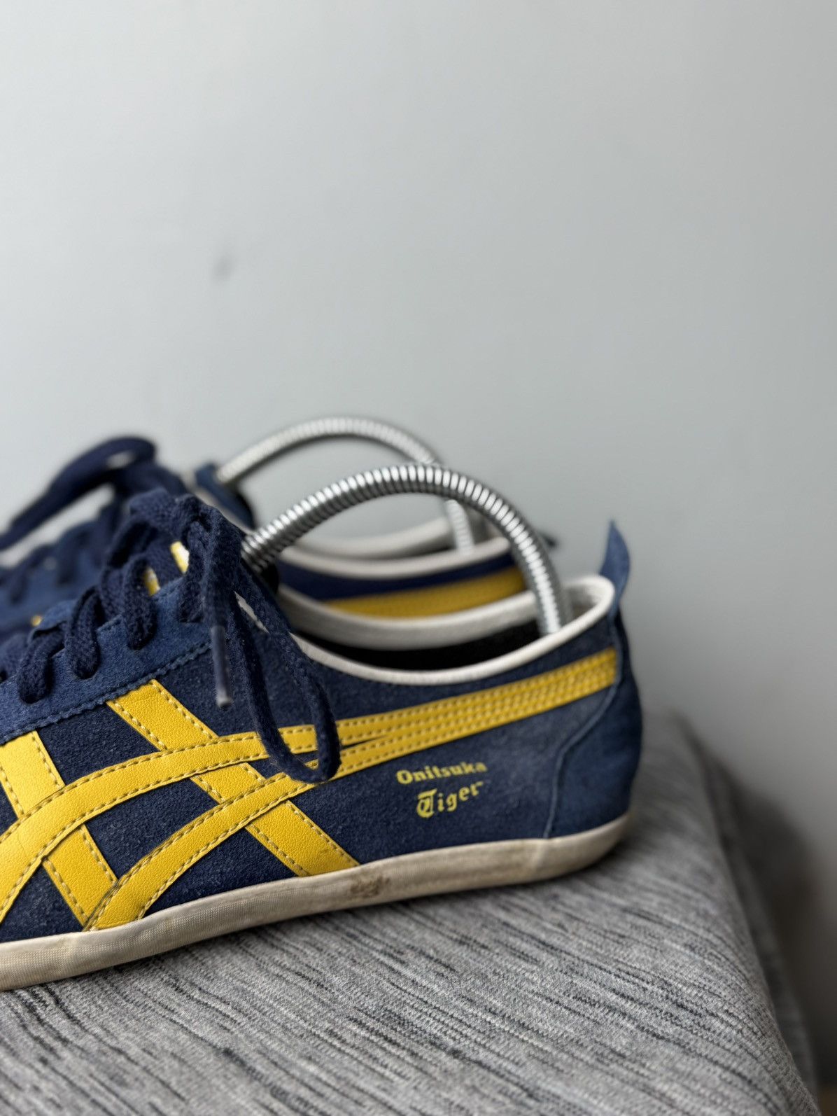 Asics Rare! Onitsuka Tiger Style Suede Asics Sneakers Mexico 66 Size US 7 / EU 40 - 5 Thumbnail