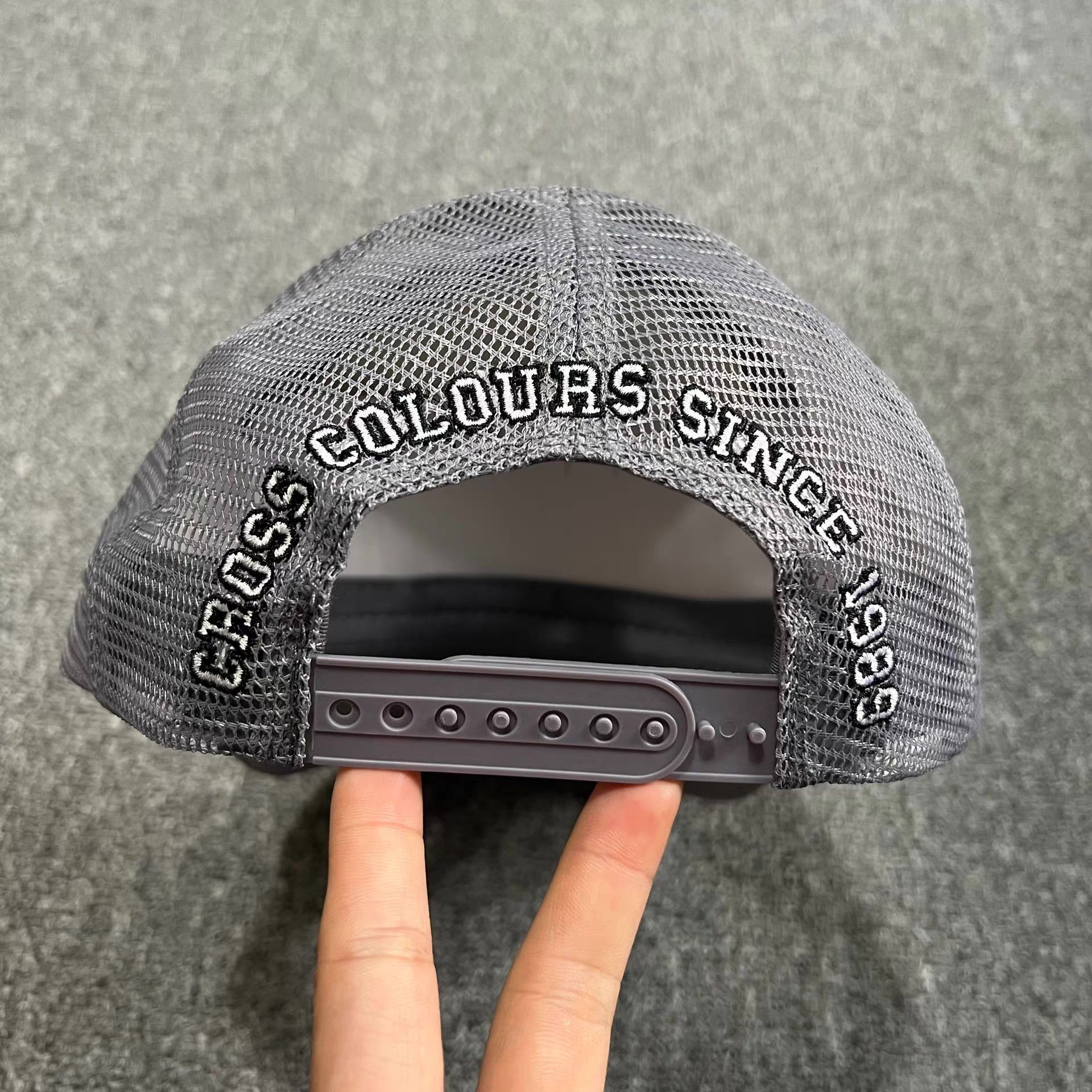 Cross Colours Cross Colours Curved Brim Mesh Trucker Baseball Cap Q7 Size ONE SIZE - 4 Thumbnail