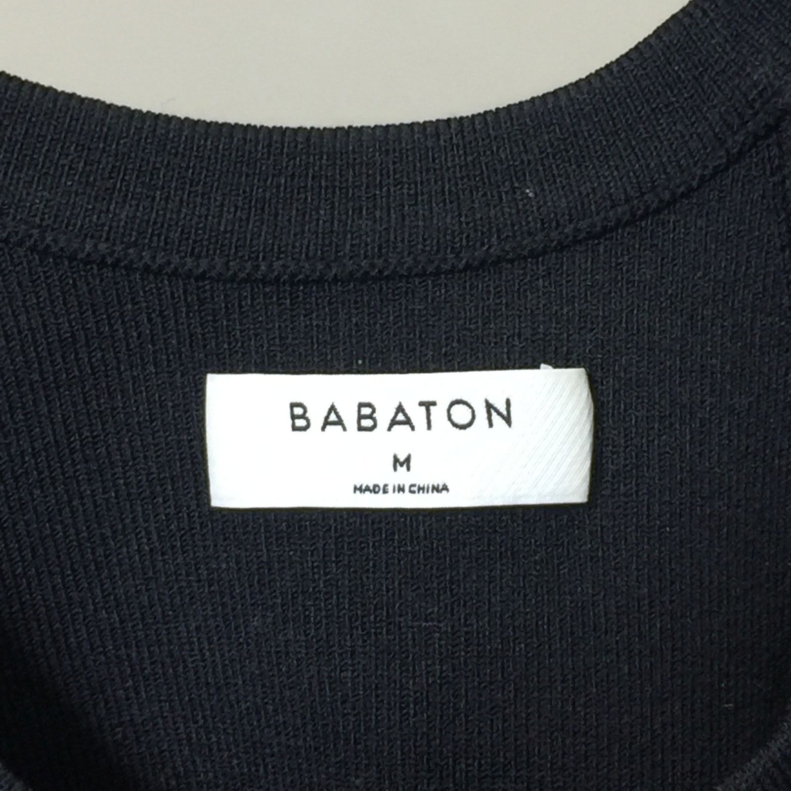 Aritzia Aritzia Babaton Black Sculpt High Neck Tank Crop Medium Size M / US 6-8 / IT 42-44 - 3 Thumbnail