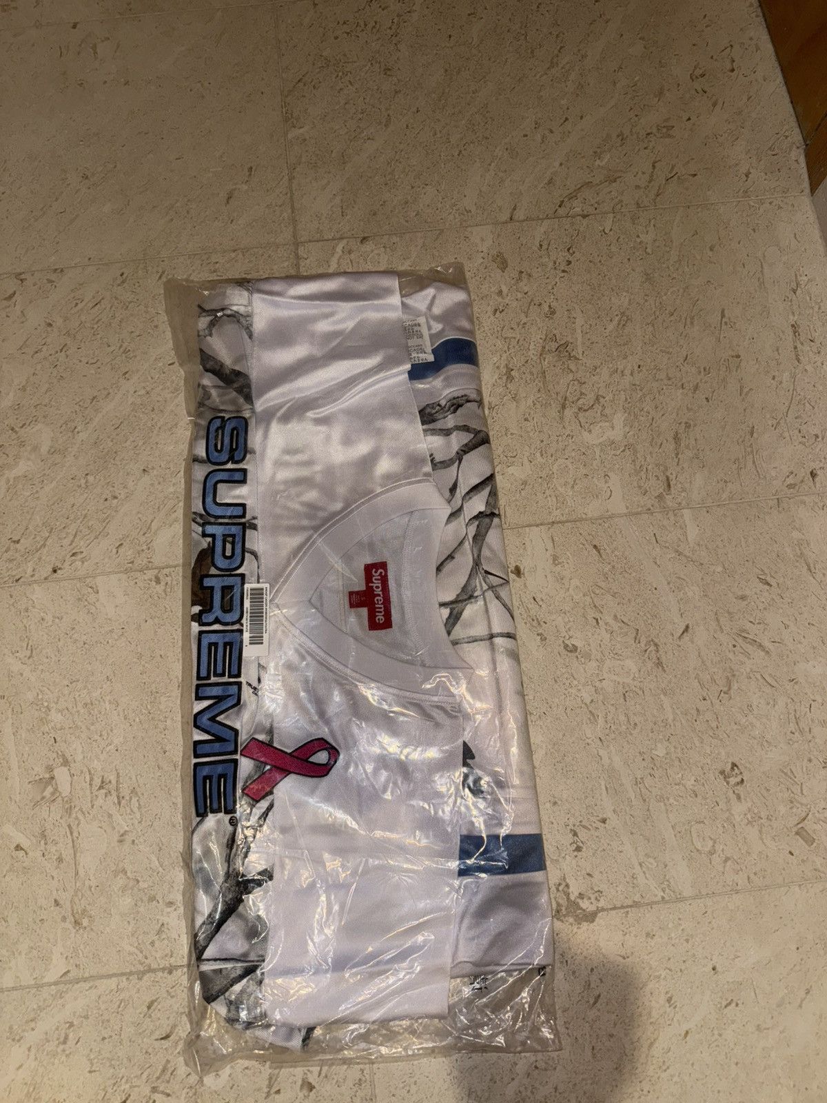 Supreme Supreme Breast Cancer Awareness Football Jersey Size US S / EU 44-46 / 1 - 4 Thumbnail
