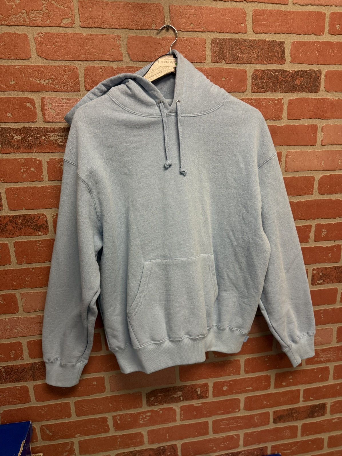 Supreme Supreme Back Logo Baby Blue Hoodie 2024 Size S Size US S / EU 44-46 / 1 - 1 Thumbnail
