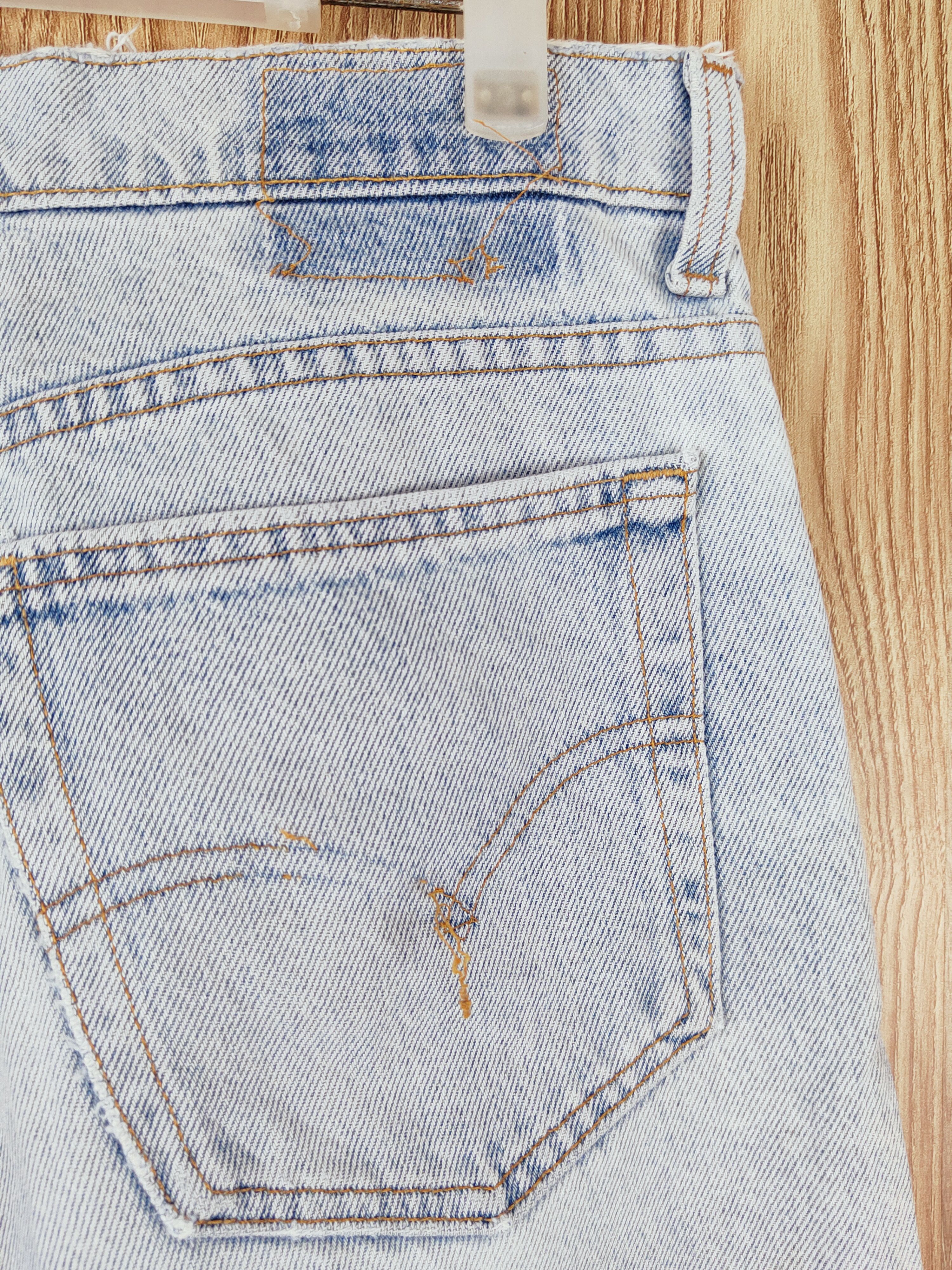 Levi's Levi's Distressed Ripped like kurt cobain denim Jeans #W488 Size US 32 / EU 48 - 10 Thumbnail