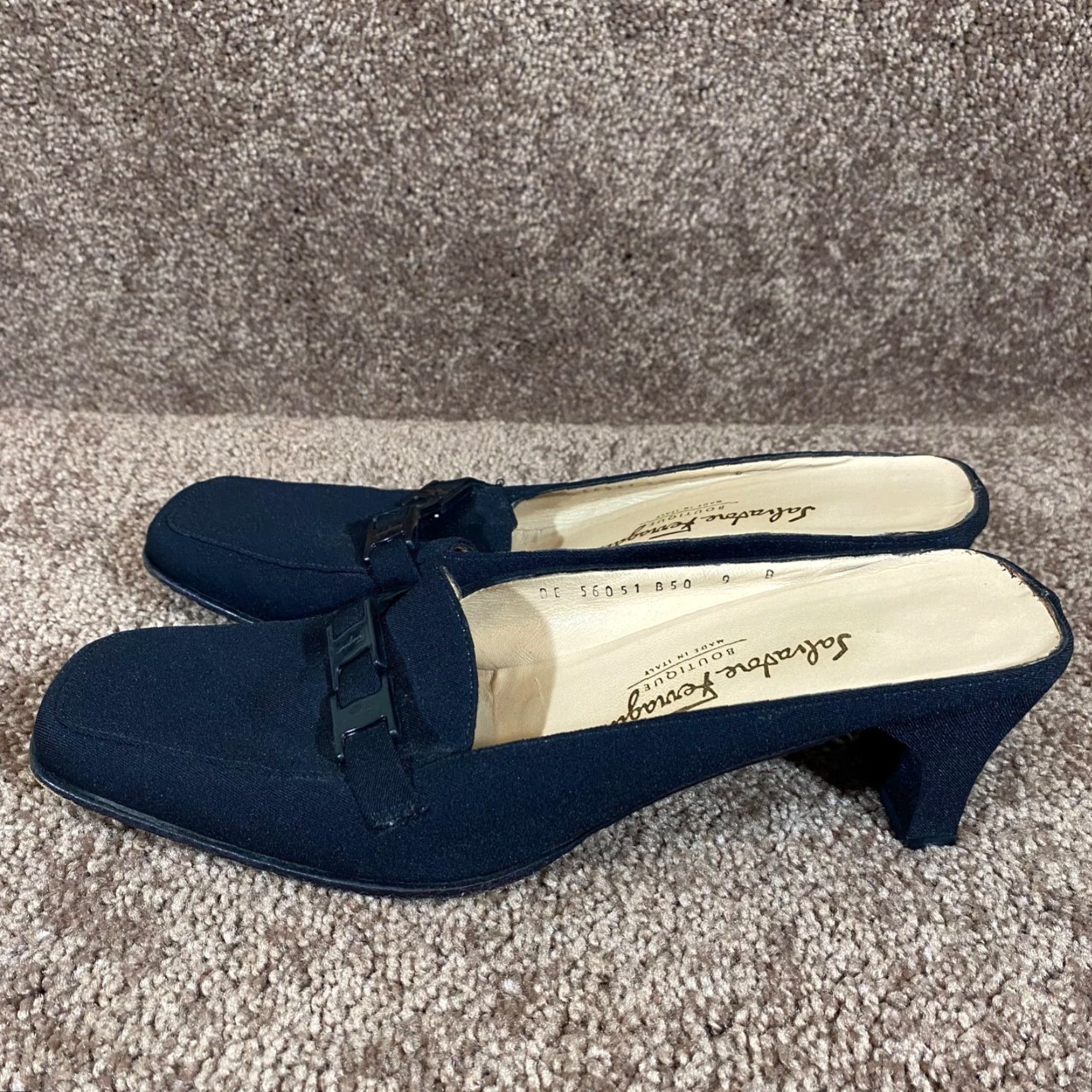 Salvatore Ferragamo Salvatore Ferragamo Heels Womens 9 B Black Buckle Block Lightweight Comfort 2.5" Pump Womens Shoes US 9.5 Nubuck Size US 10 / IT 40 - 5 Thumbnail
