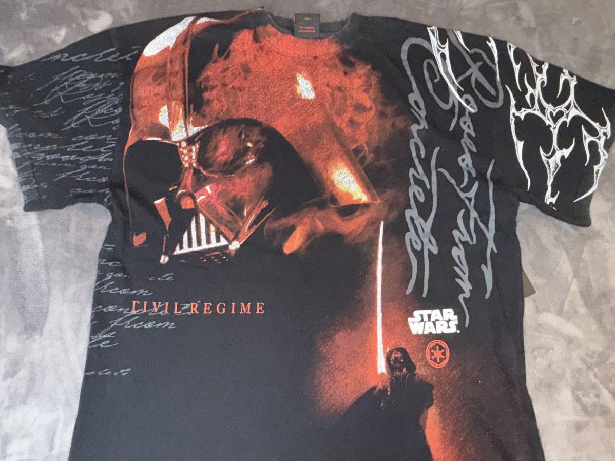Civil Regime Civil Regime Star Wars Darth Vader Graphic tee Black Size sm Size US S / EU 44-46 / 1 - 1 Thumbnail
