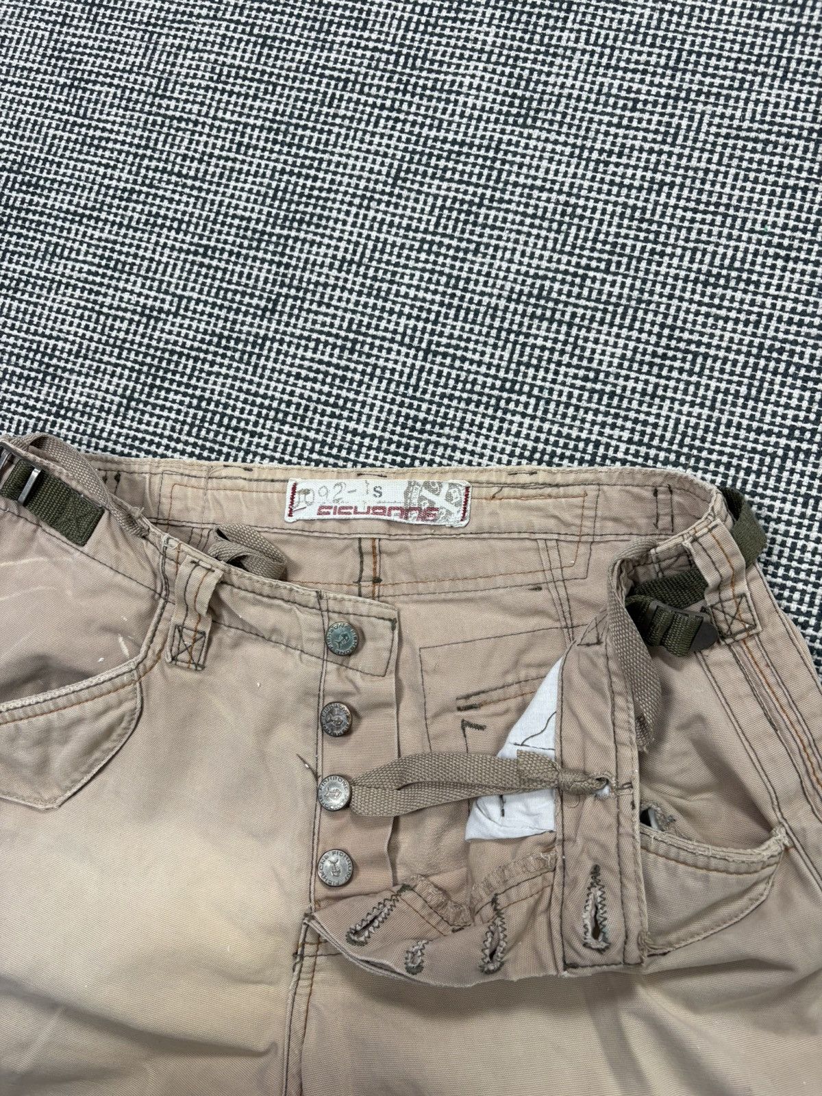 Japanese Brand Vintage loose fit parachute flyer baggy pants y2k skate Size US 30 / EU 46 - 3 Thumbnail