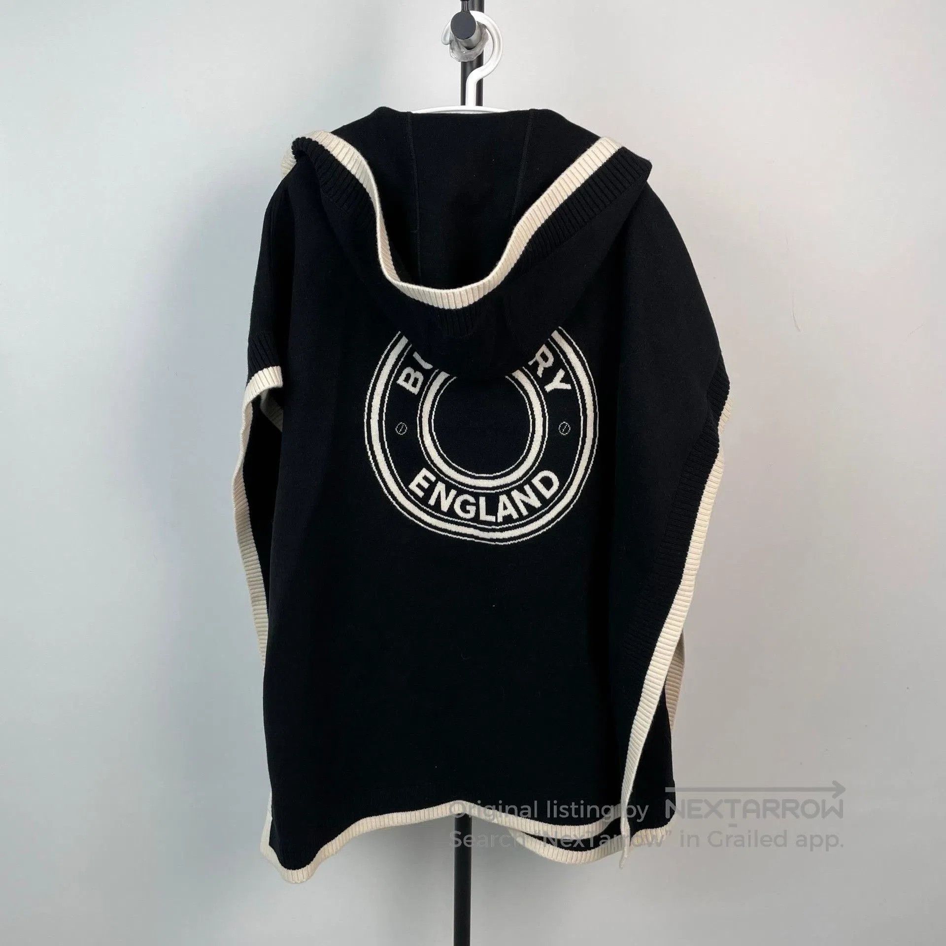 Burberry Burberry Black Hooded Cloak with Back Logo. Size M / US 6-8 / IT 42-44 - 2 Thumbnail