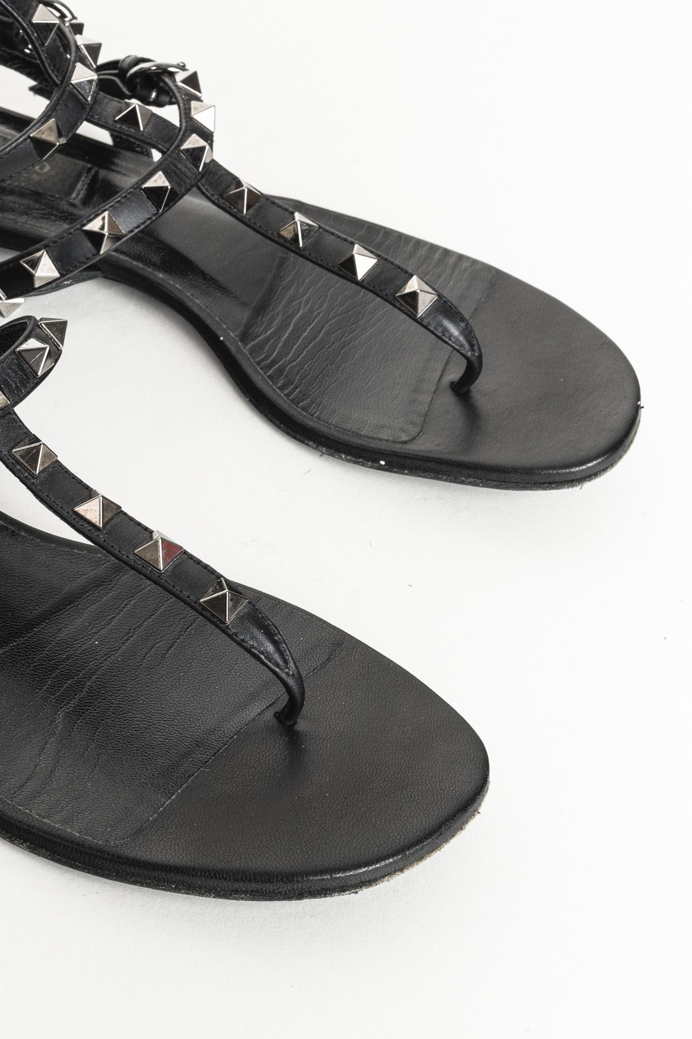 Valentino Valentino Garavani Flat Black Rockstud Gladiator Sandal Size US 7 / IT 37 - 6 Thumbnail