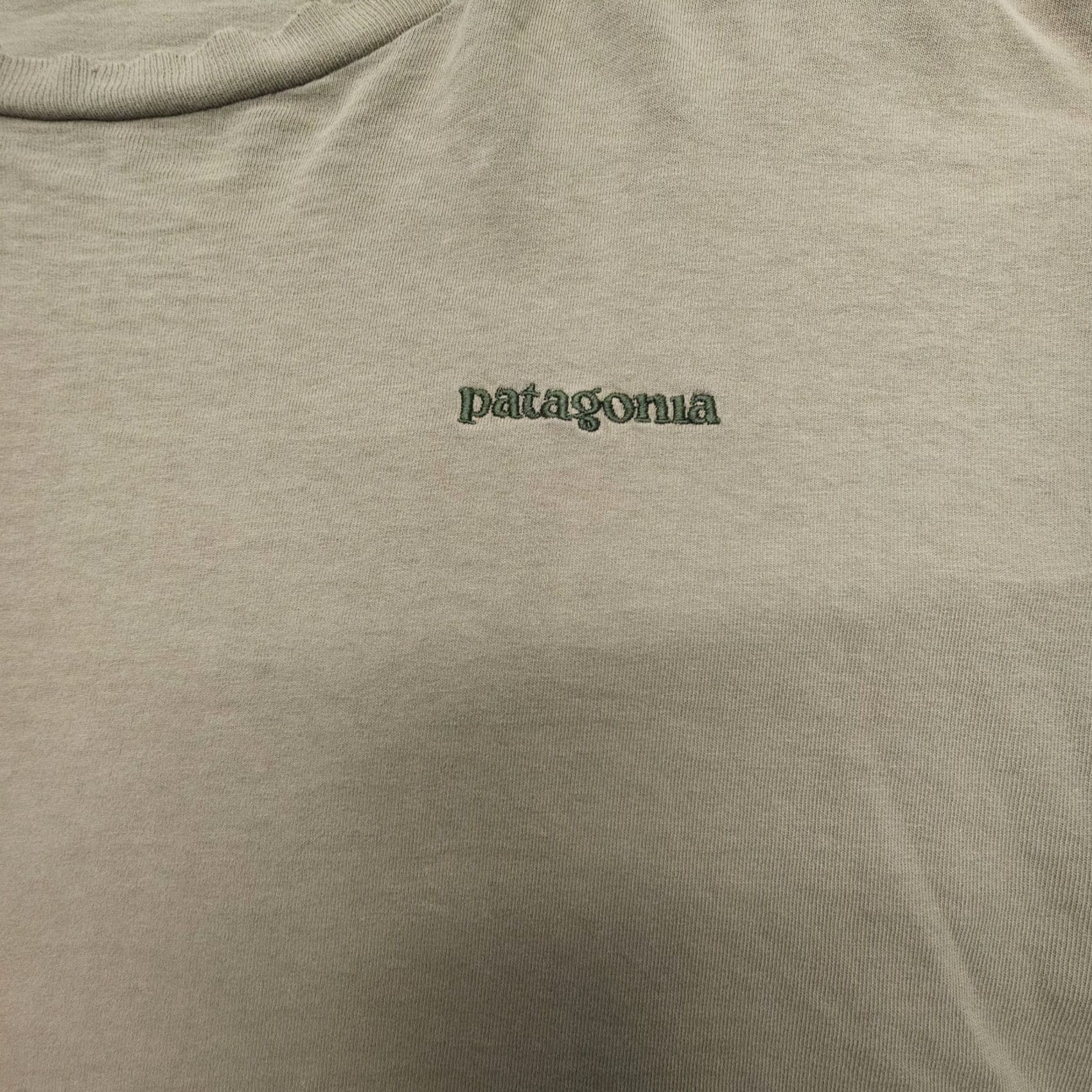 Patagonia VINTAGE Patagonia Men's T-Shirt Long Sleeve Crewneck 2XL Green Distressed Logo 90s Nature All Seasons Shirt Mens Size US XXL / EU 58 / 5 - 4 Thumbnail