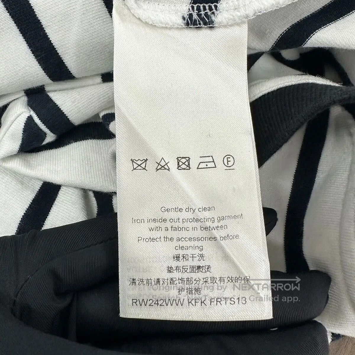 Louis Vuitton Louis Vuitton Striped Colorblock Tee XS. Size XS / US 0-2 / IT 36-38 - 4 Thumbnail