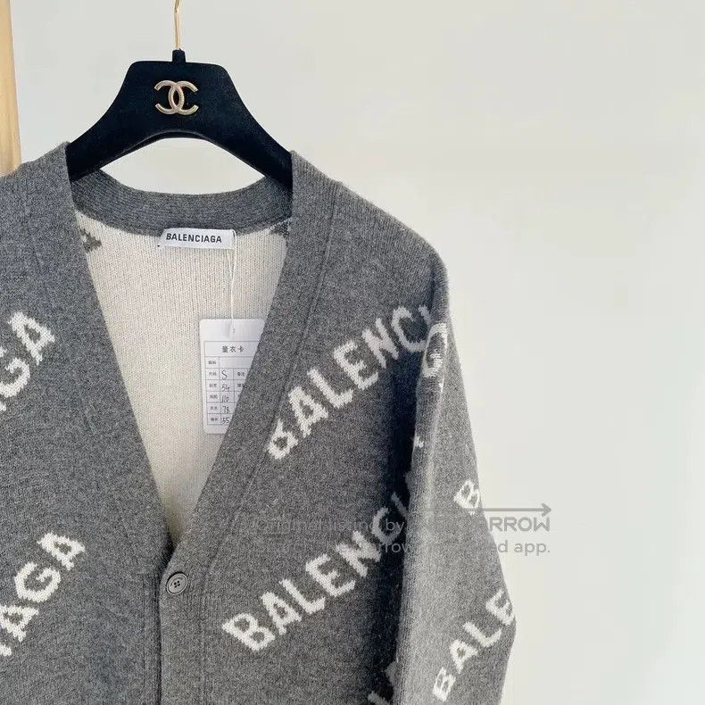 Balenciaga Balenciaga Striped Logo Cardigan Size US S / EU 44-46 / 1 - 3 Thumbnail