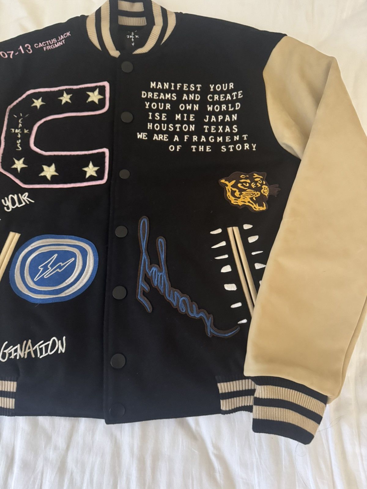 Travis Scott Cactus jack fragment manifest letterman jacket Size US S / EU 44-46 / 1 - 2 Thumbnail