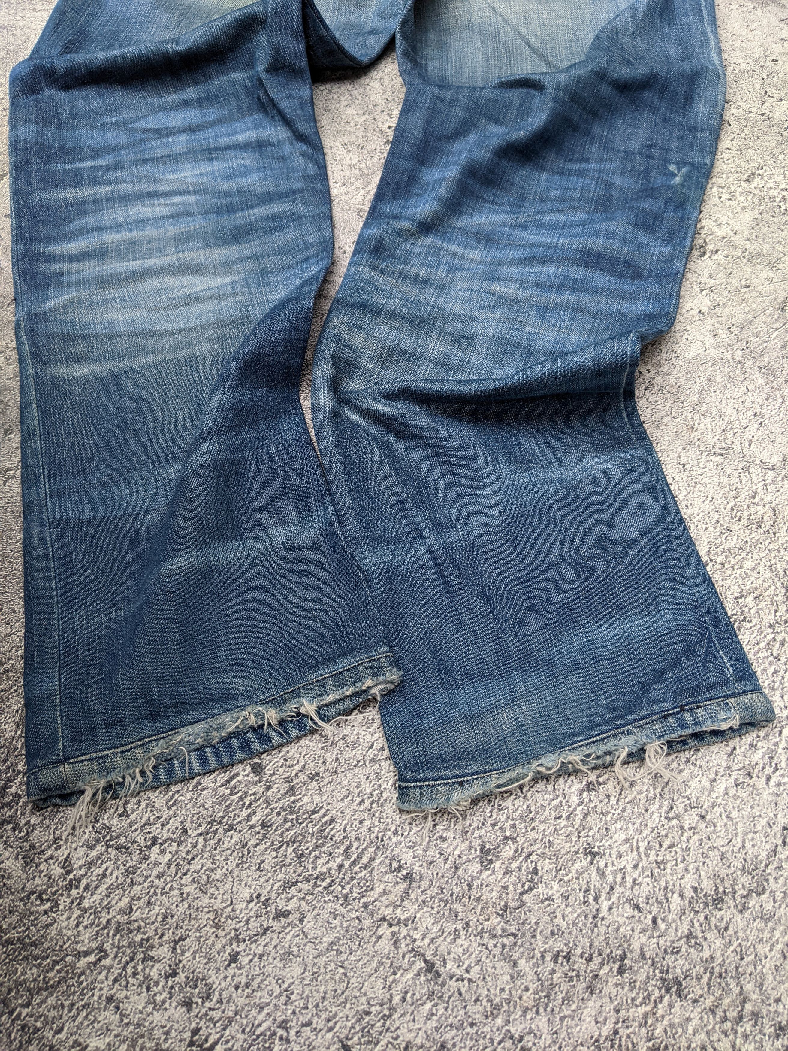 Robins Jeans Distressed Robins Size US 32 / EU 48 - 9 Thumbnail