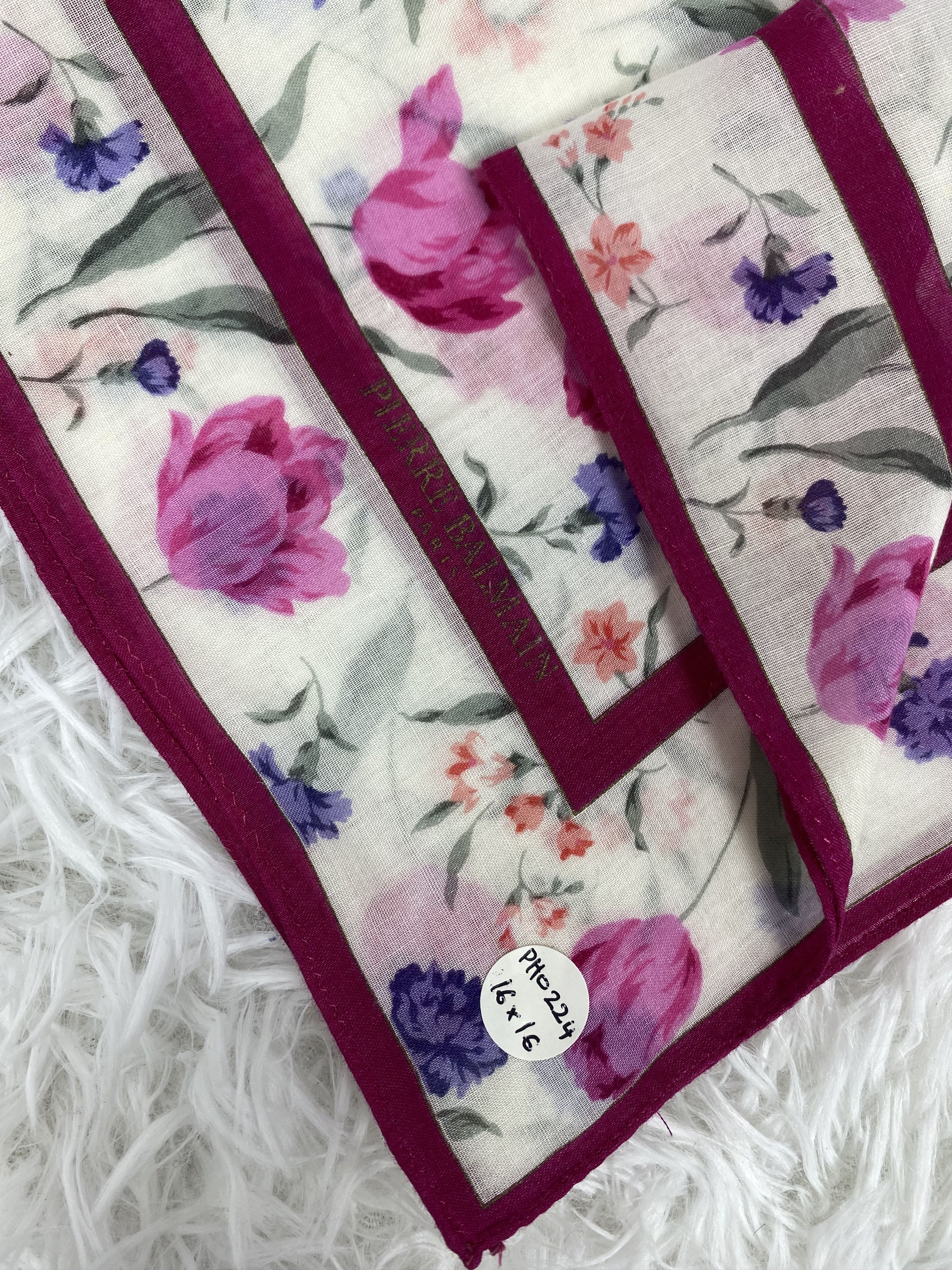 Pierre Balmain × Vintage Vintage Pierre Balmain Handkerchief Neckerchief PH0224 Size ONE SIZE - 3 Thumbnail