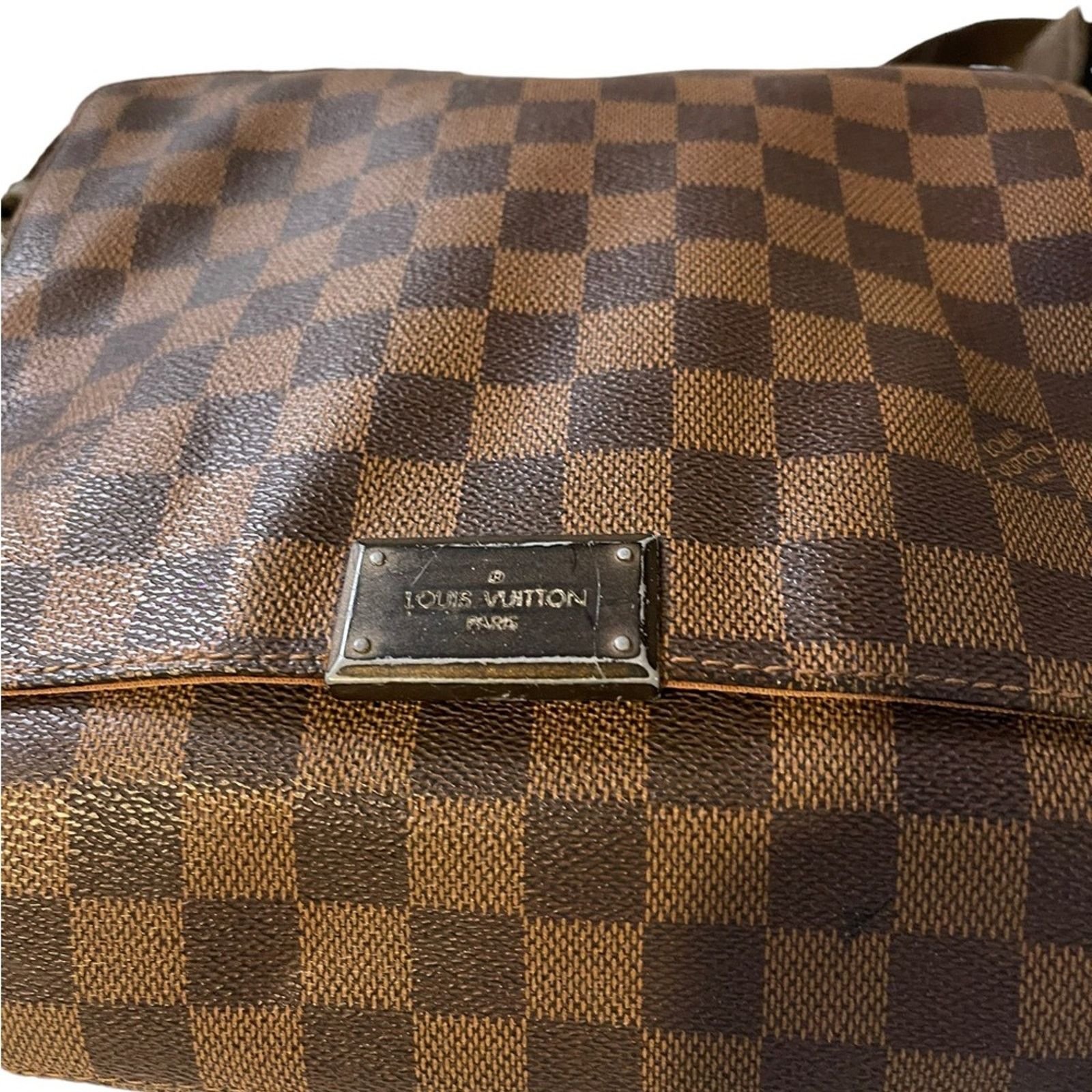Louis Vuitton Louis Vuitton Damier Ebene Canvas District PM Bag Size ONE SIZE - 6 Thumbnail