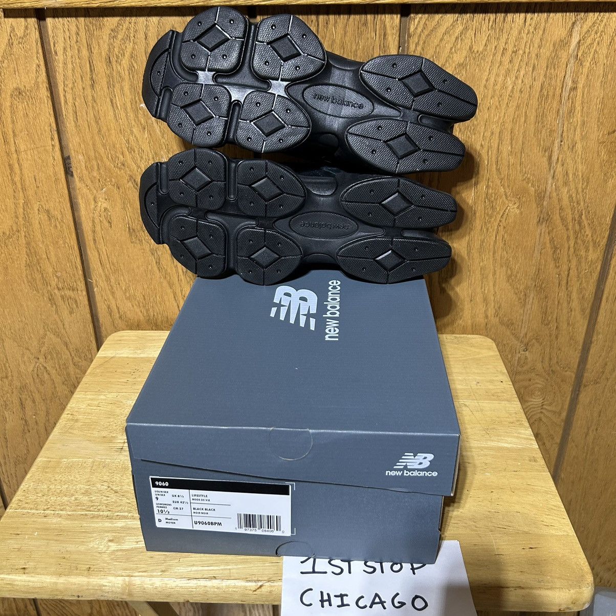 New Balance New Balance 9060 Triple Black Cat Suede U9060BPM Men's 9 NEW Size US 9 / EU 42 - 7 Thumbnail