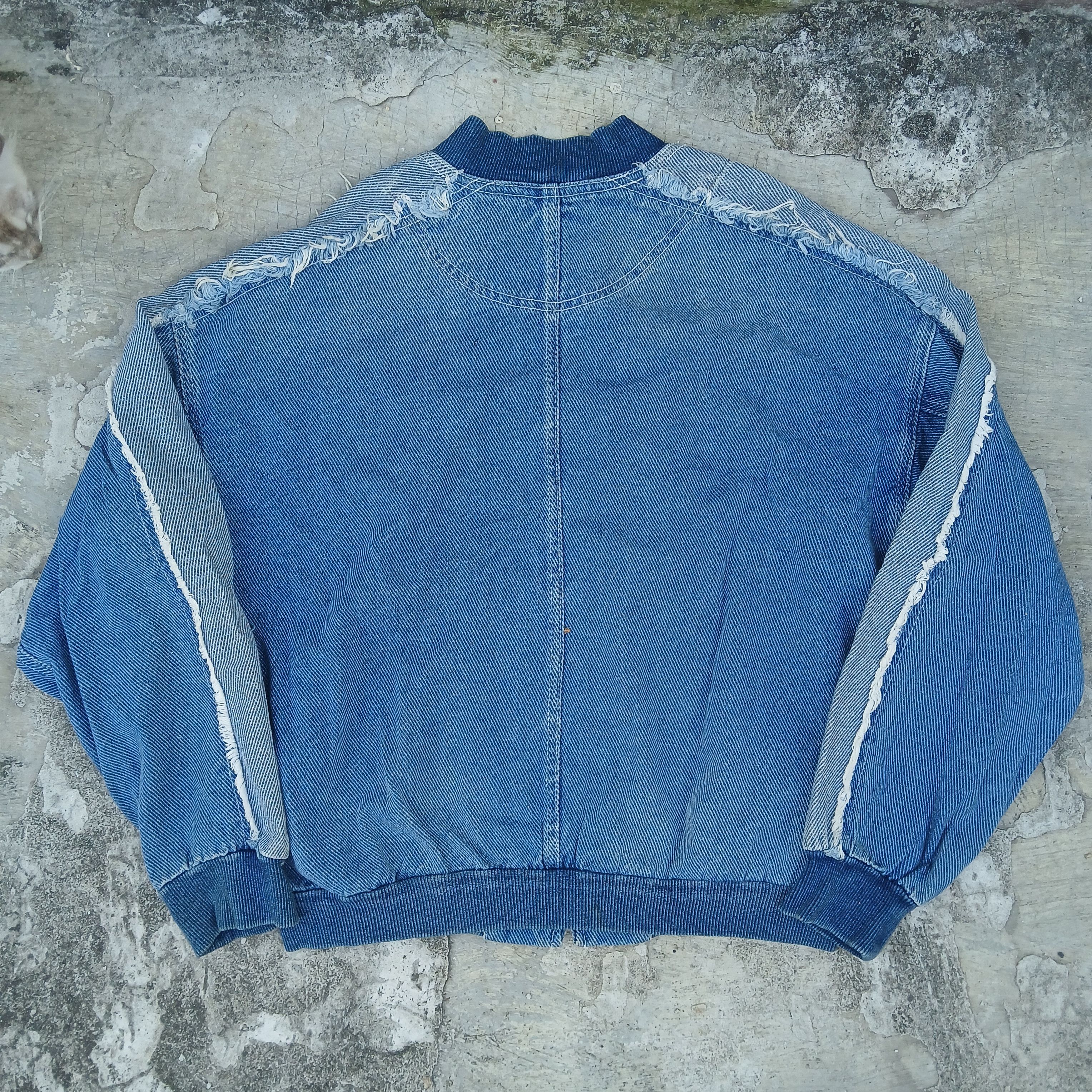 Japanese Brand Cube sugar ripped bomber denim jacket Size L / US 10 / IT 46 - 5 Thumbnail