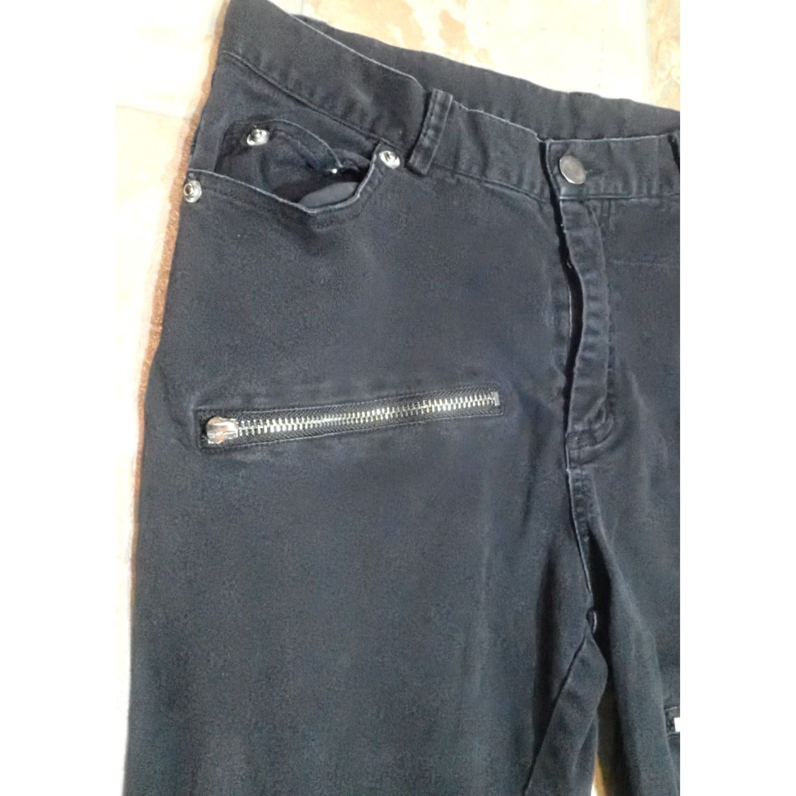 Vintage VINTAGE Women's Bondage Pants 29x25 Black Goth Punk Buckles Zippers Taper Leg Pant Women Size 29" - 6 Thumbnail