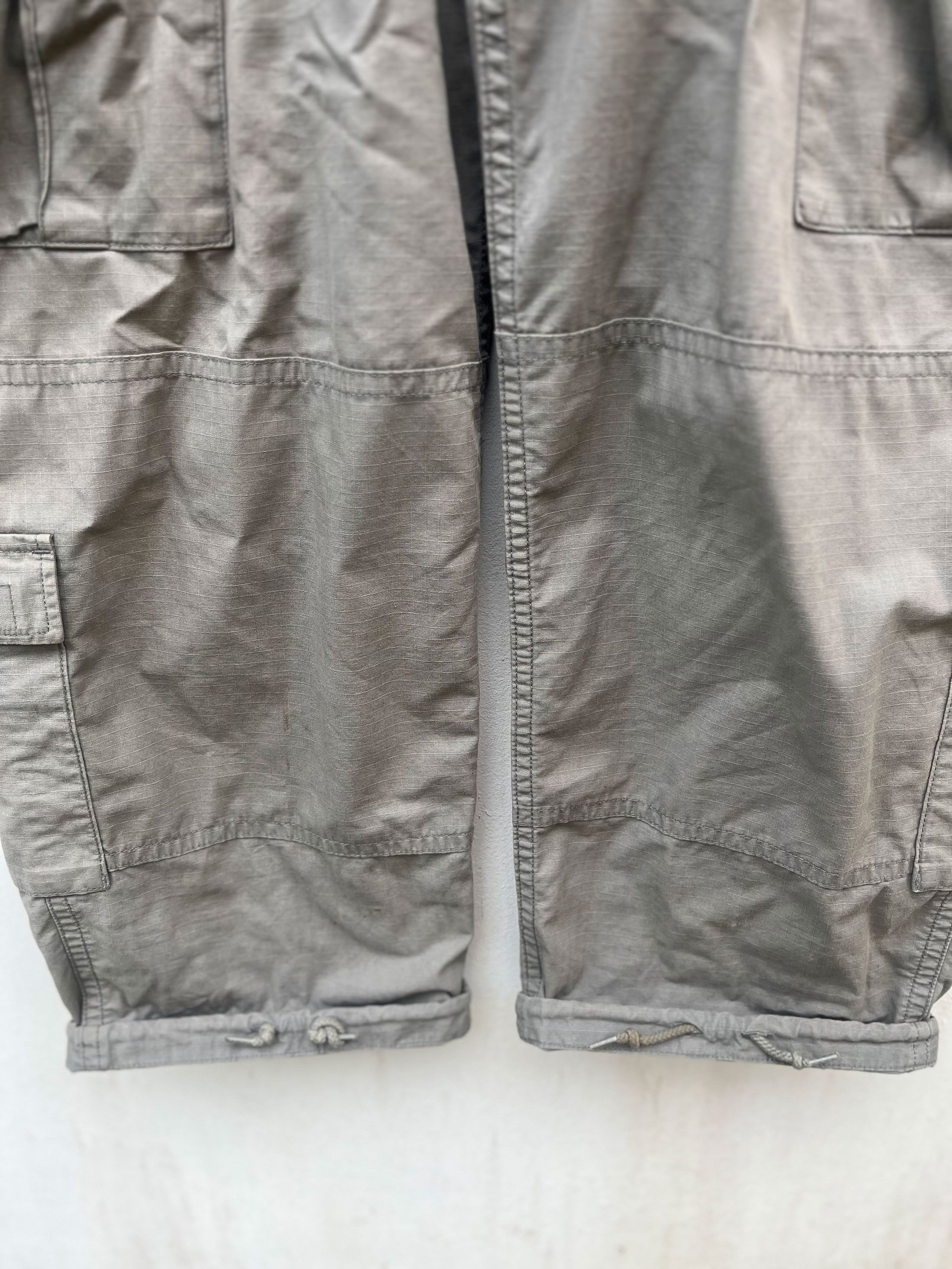 Beams Japan Beams Surf Skate Grid Camouflage Pocket Parachute Military Size US 32 / EU 48 - 5 Thumbnail