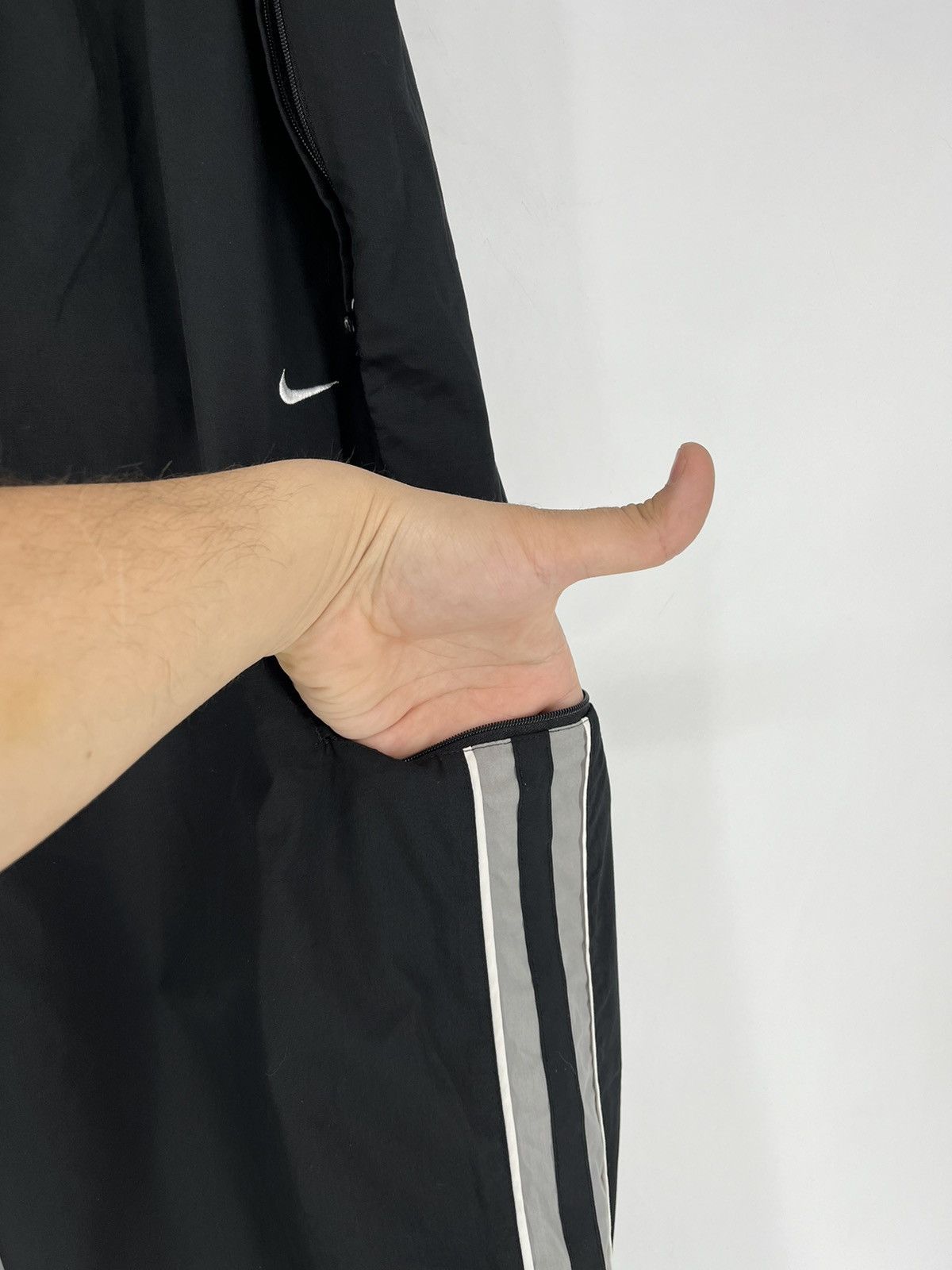 Nike × Vintage Nike Track Vintage Pants Nylon Drill Y 2 K Swoosh Joggers Size US 40 / EU 56 - 5 Thumbnail