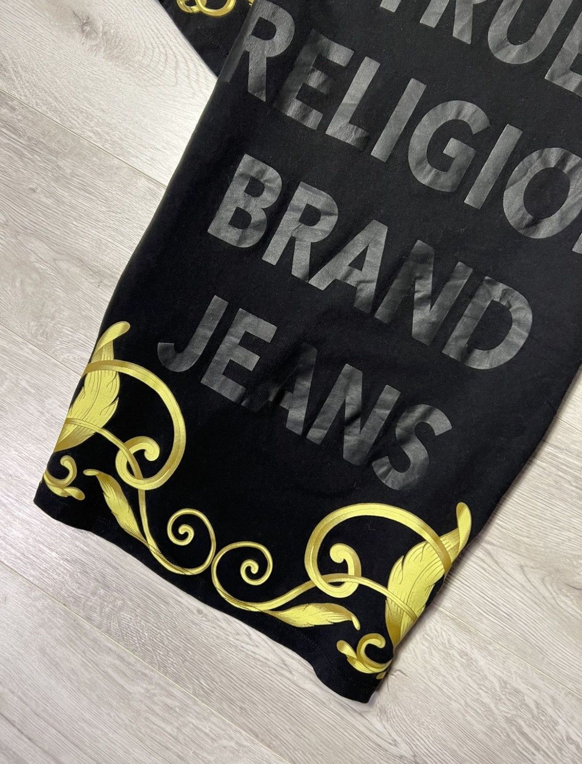 True Religion True Religion Street Tapestry SS Crew Neck Big Logo Tee Size US L / EU 52-54 / 3 - 3 Thumbnail