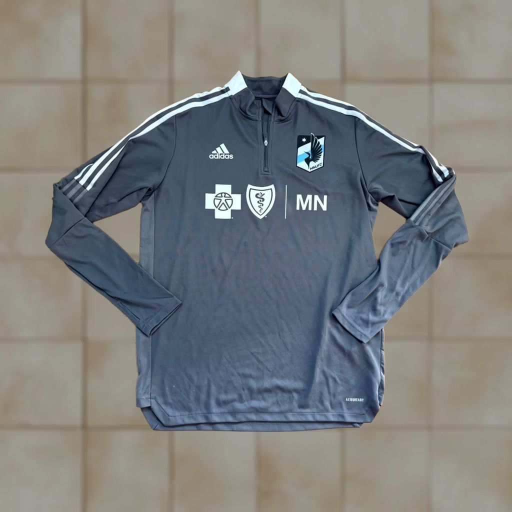 Adidas MNUFC 1/4 Zip Long Sleeve Men's Sz Large Gray Prime Green Jersey Shirt Hoodie Size US L / EU 52-54 / 3 - 1 Thumbnail