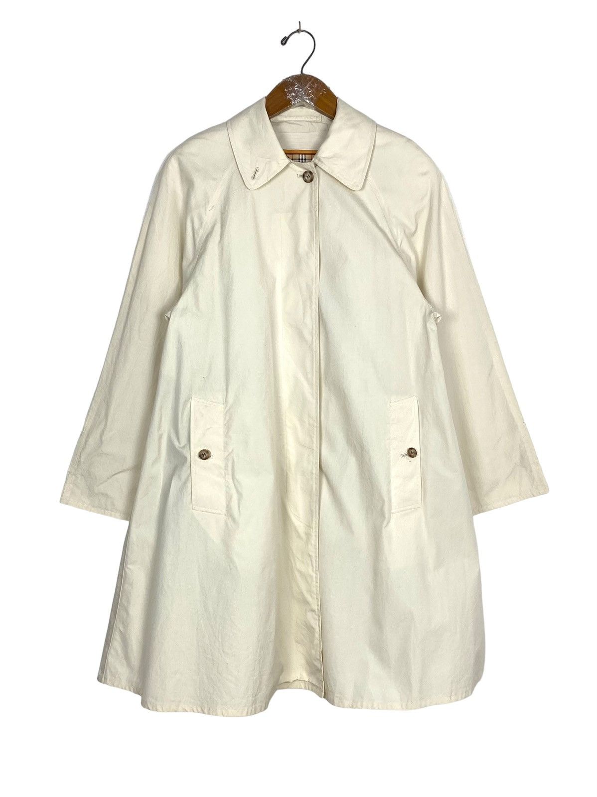 Burberry Rare‼️ Vtg Burberry’s Trench Coat Novacheck Inside England Size M / US 6-8 / IT 42-44 - 4 Thumbnail