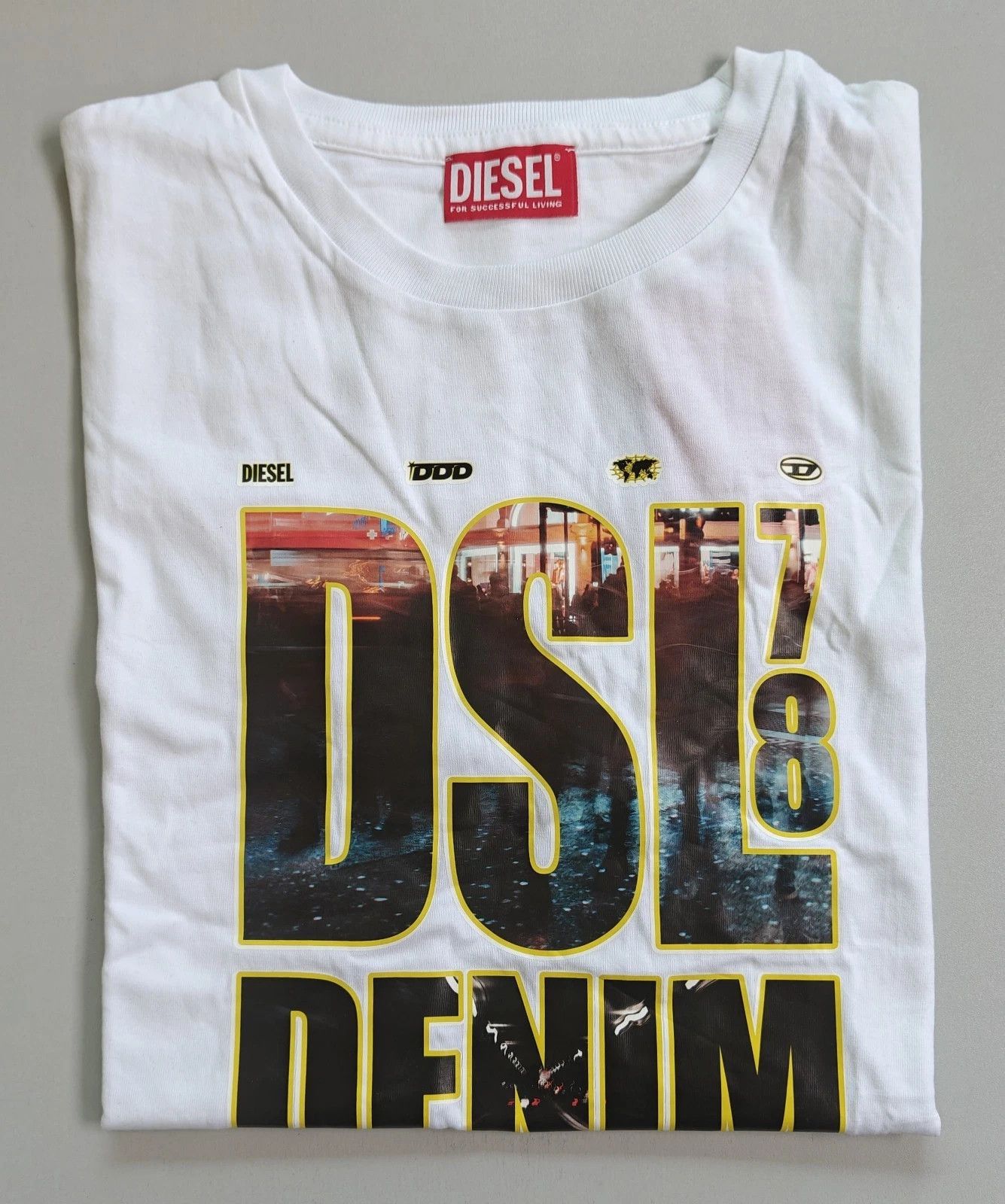 Diesel DIESEL White T-shirt with DSL 78 Denim print T 4183 Size US M / EU 48-50 / 2 - 1 Thumbnail