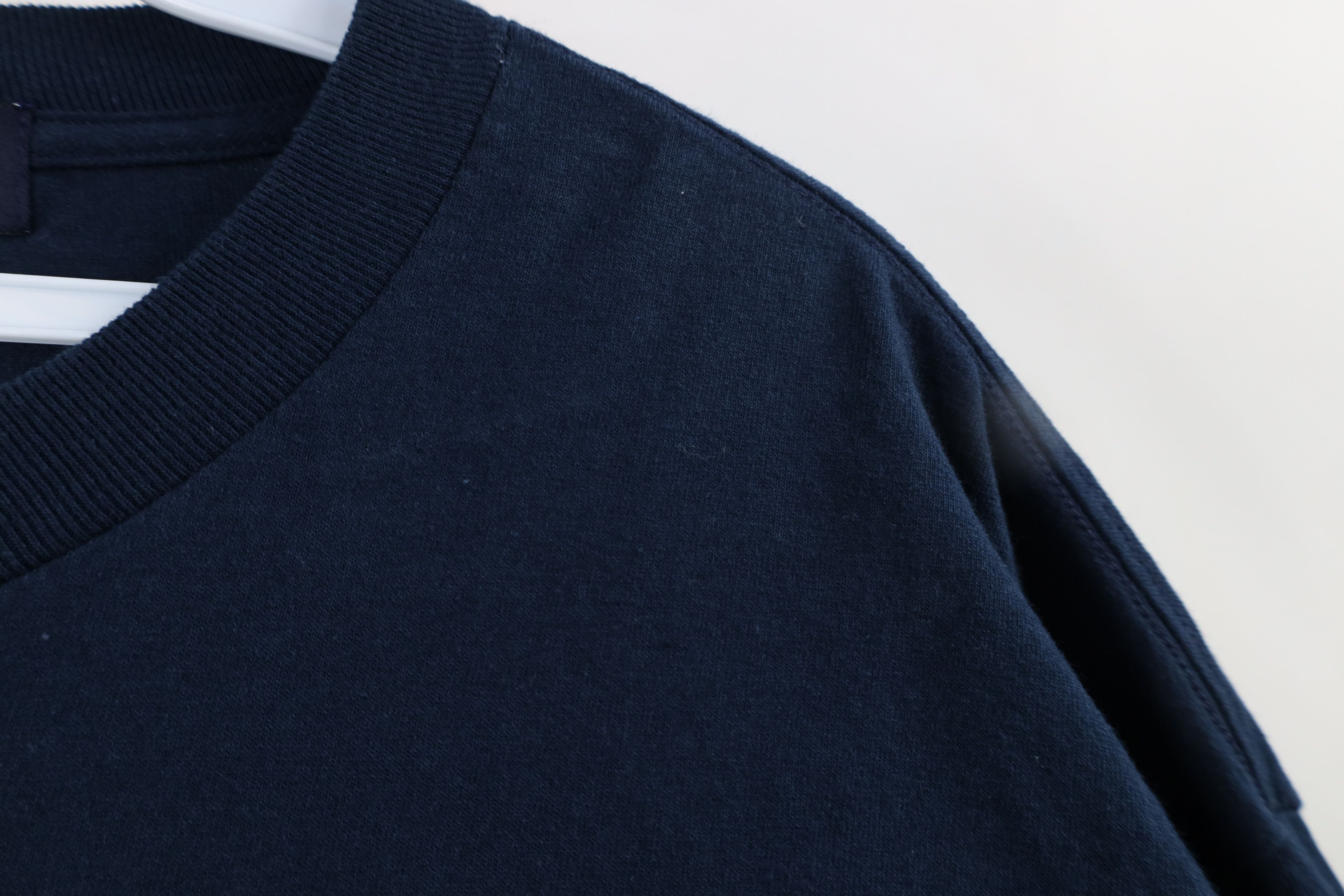 Vintage Vintage 90s Streetwear Windsor Canada T-Shirt Navy Blue Size US XL / EU 56 / 4 - 5 Thumbnail