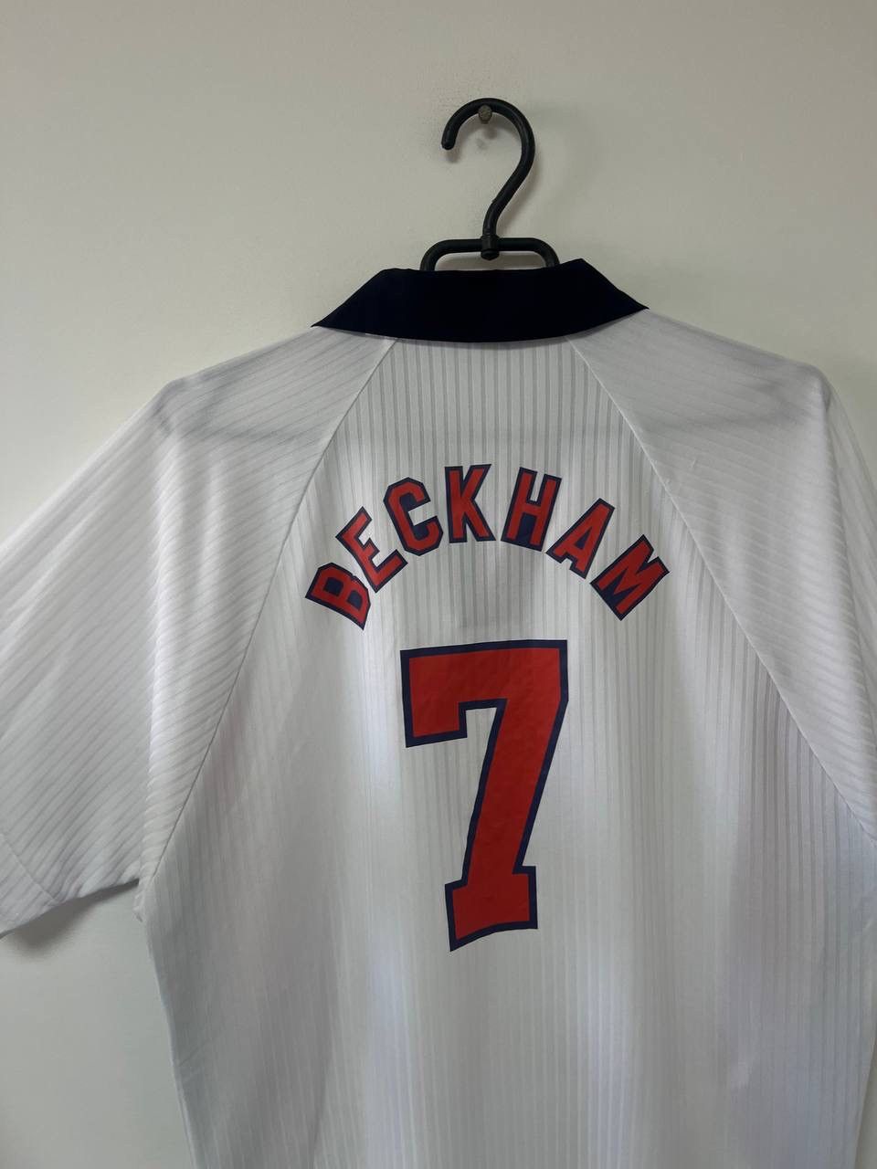 Other England 1997/1999 Home #7 Beckham Jersey Football Shirt L Size US L / EU 52-54 / 3 - 8 Thumbnail