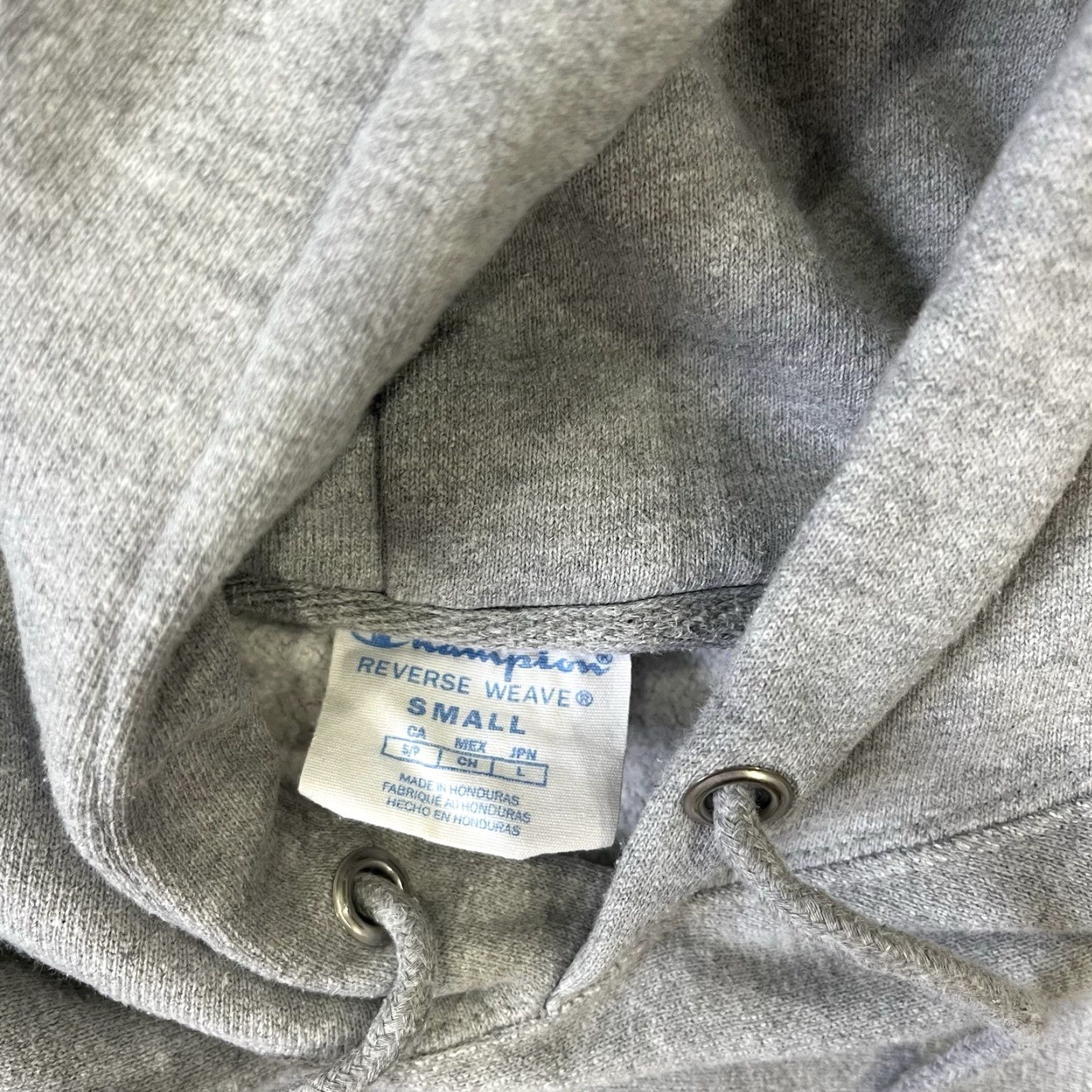 Champion VINTAGE Champion Hoodie Sweatshirt Small Gray Reverse Weave Embroidered Logo College Sports 80s 90s Mens Size US S / EU 44-46 / 1 - 3 Thumbnail