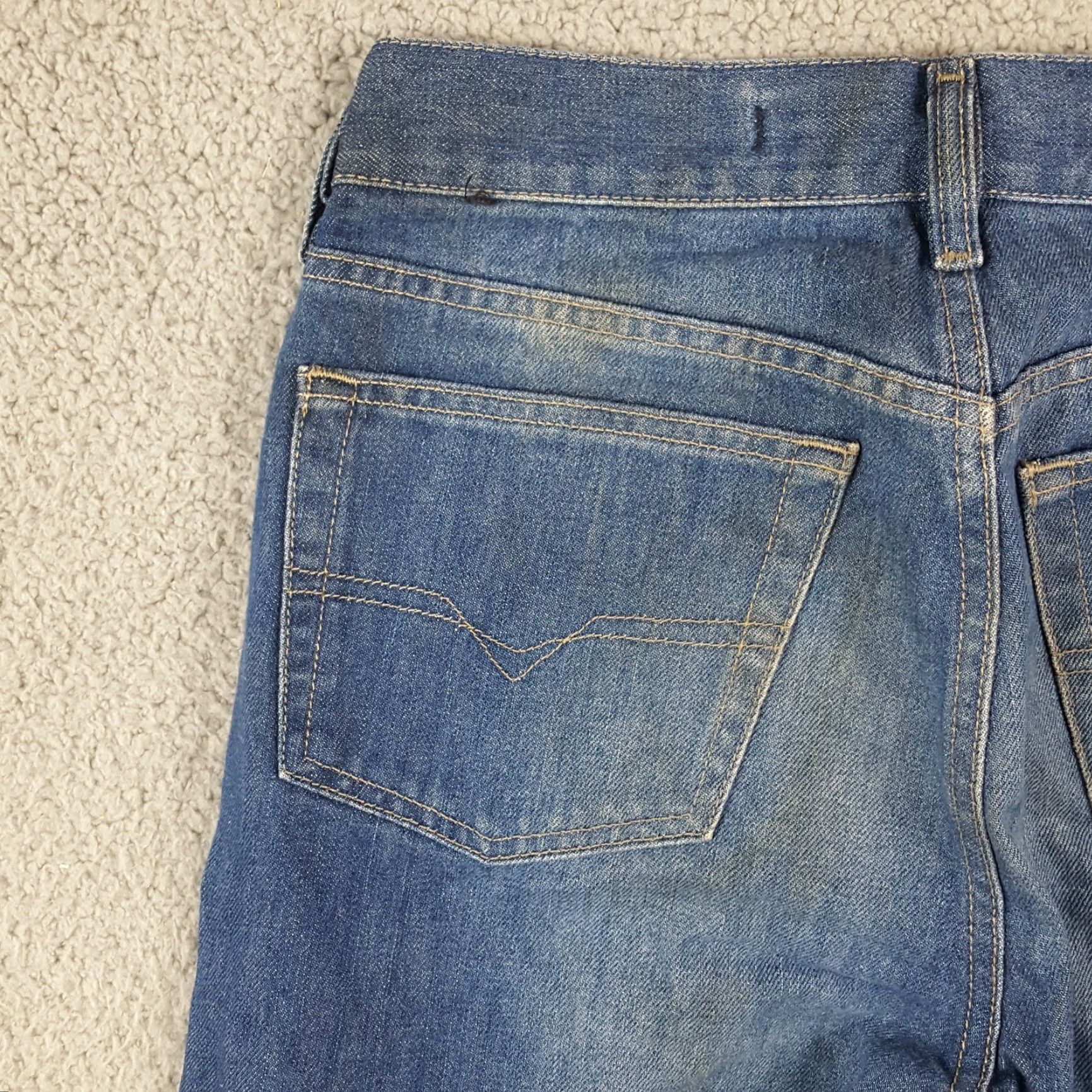 Diesel VINTAGE Diesel Blue Denim Jeans Straight Leg Button Fly Men's Size 28x30 Grunge 90s Rock Size US 28 / EU 44 - 7 Thumbnail
