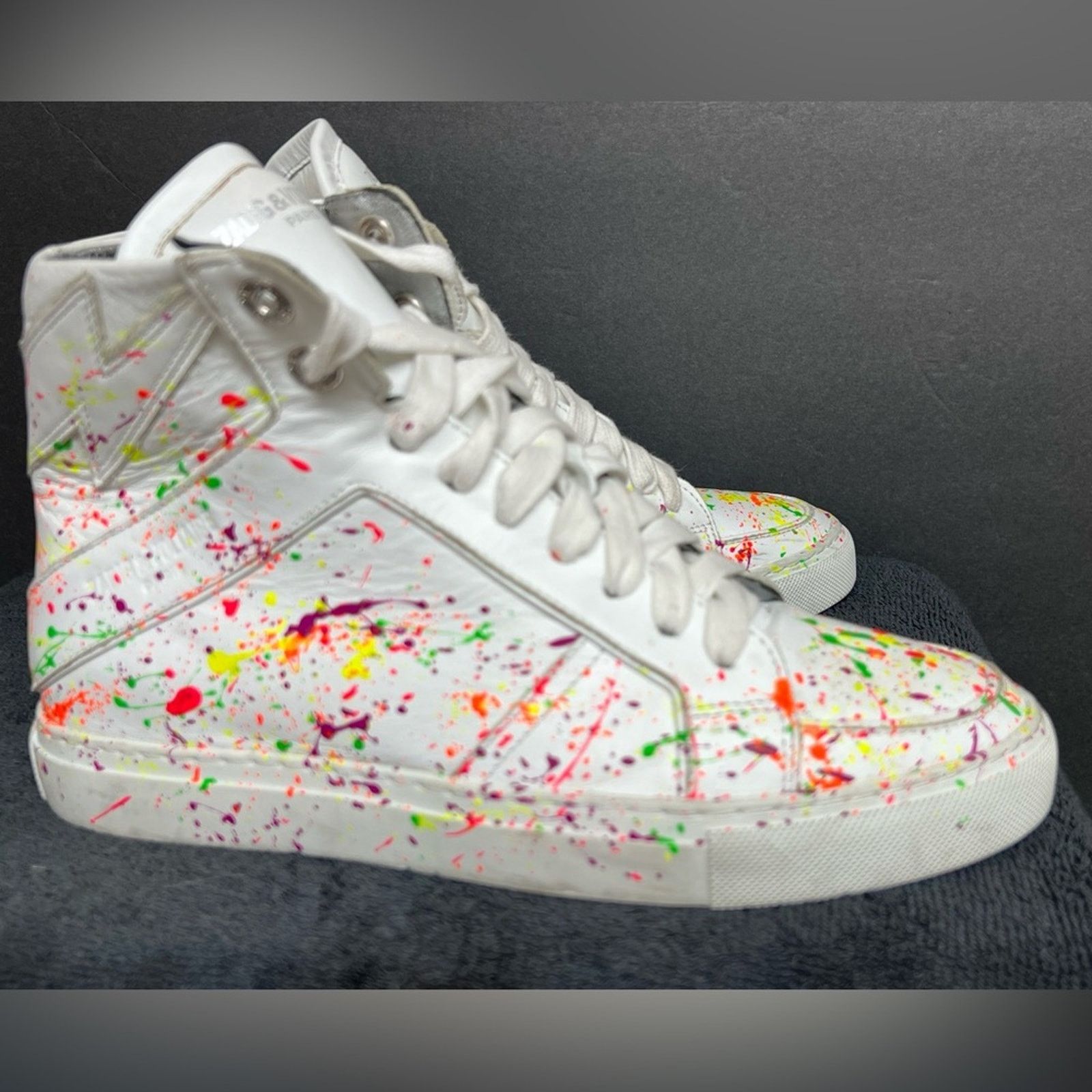 Zadig & Voltaire Zadig & Voltaire High Flash Keith Leather Graffiti Sneakers Size US 7 / IT 37 - 2 Thumbnail