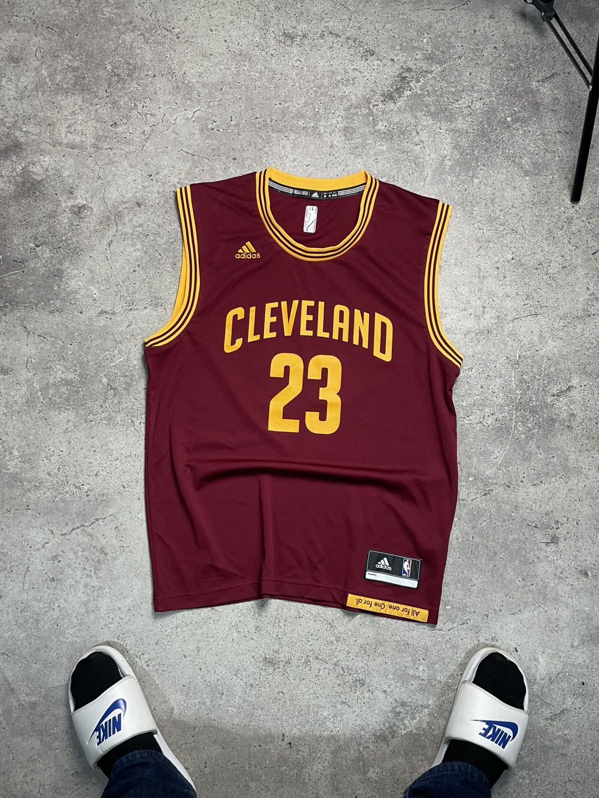 Adidas Vintage NBA Cleveland LeBron James 2016 #23 Jersey Size US M / EU 48-50 / 2 - 2 Thumbnail