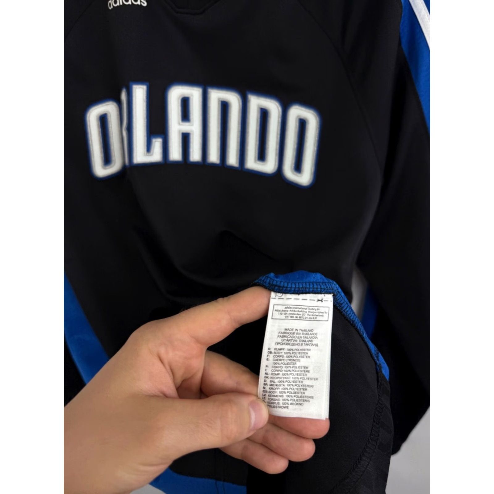 Adidas VINTAGE Orlando Adidas NBA Long Sleeve L Black Retro Mens Shirt Size US L / EU 52-54 / 3 - 7 Thumbnail