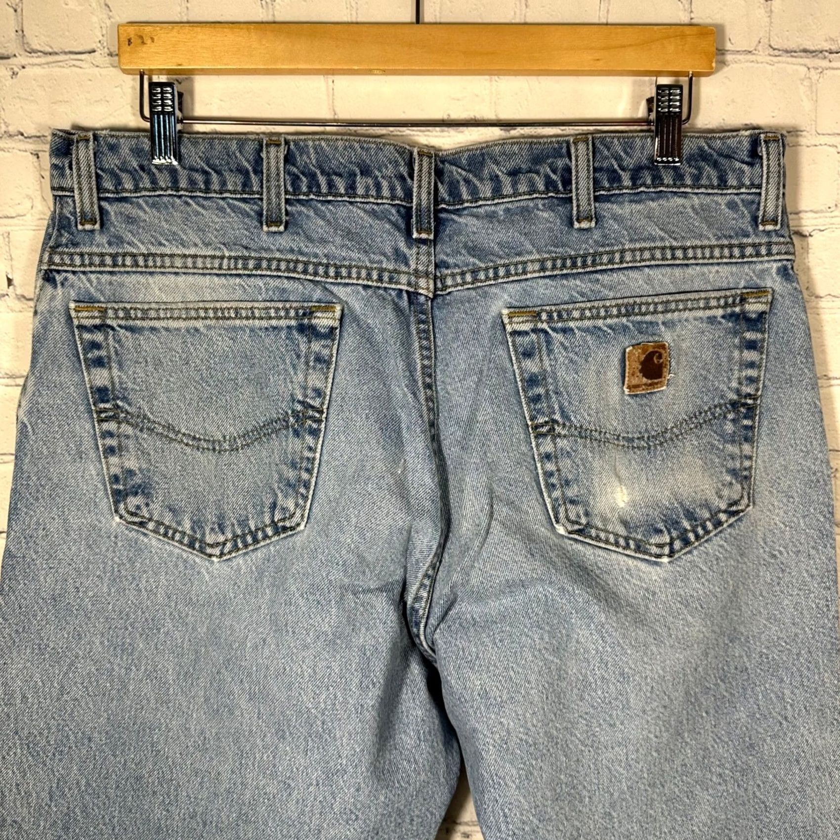 Carhartt VINTAGE Carhartt B17 DST Jeans Light Wash 38x30 USA Relaxed Tapered Leg 5-Pocket Mens Denim Blue 90s Size US 38 / EU 54 - 6 Thumbnail