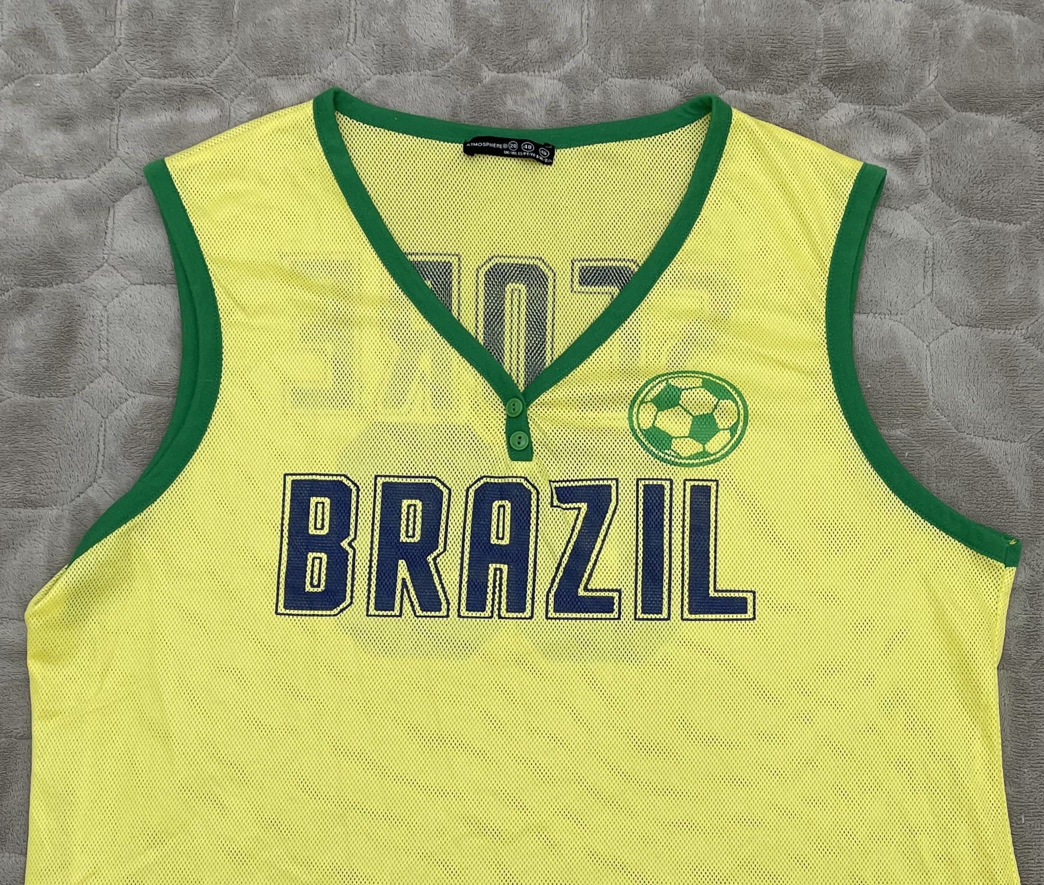 Vintage BRAZIL Football SCORE 09 Size US L / EU 52-54 / 3 - 5 Thumbnail