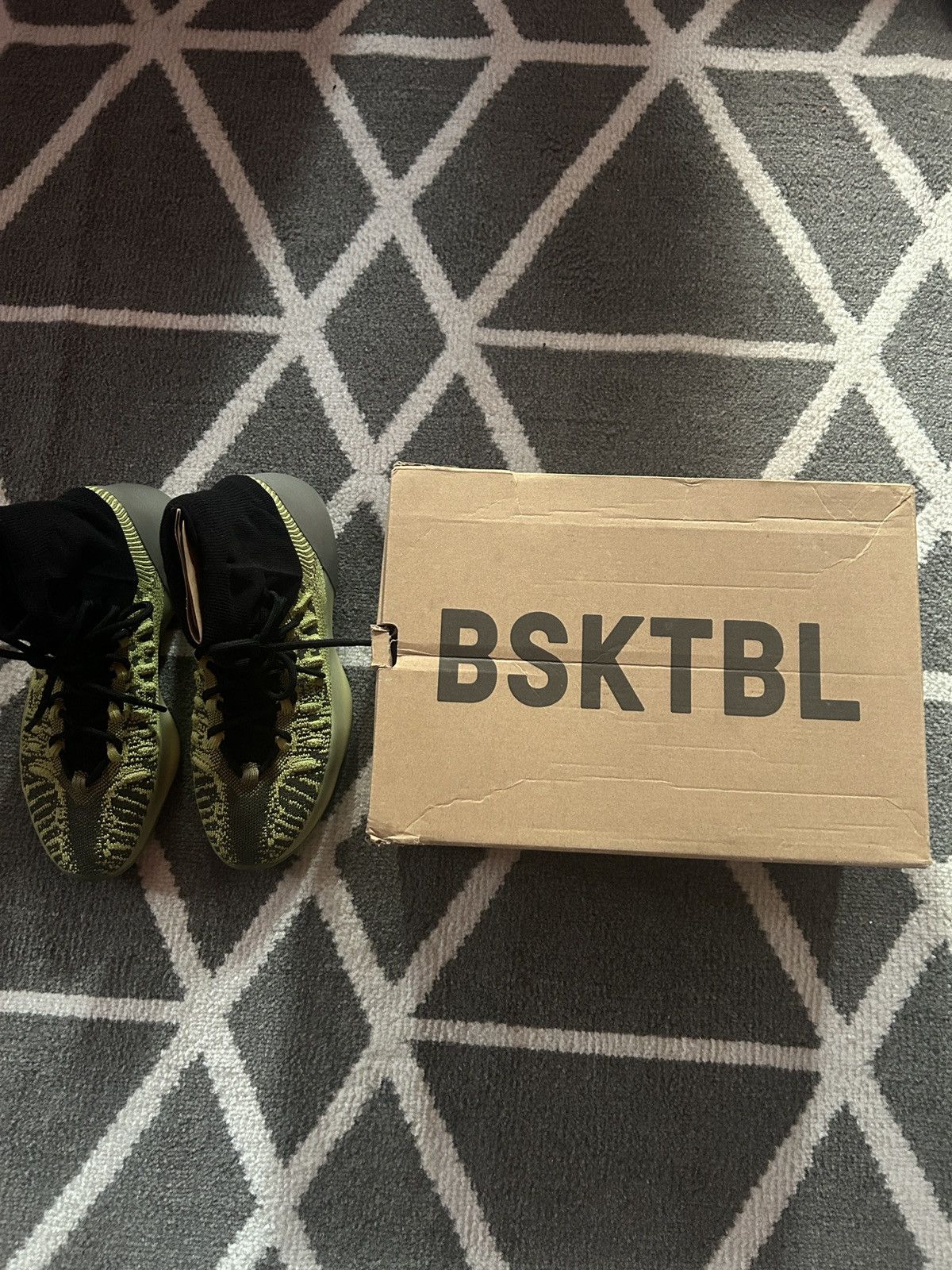 Yeezy Yeezy bsktbl Size US 9 / EU 42 - 7 Thumbnail