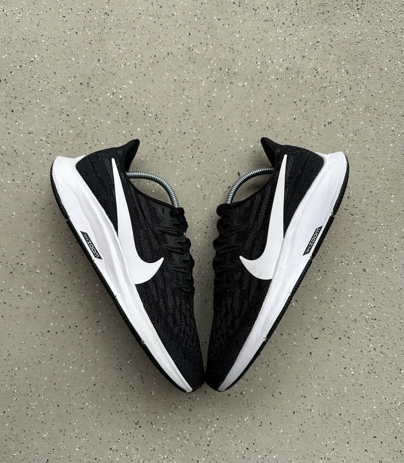 Nike DDP Nike Air Zoom Pegasus 36 Womens Running Trainers Size US 7 / IT 37 - 5 Thumbnail