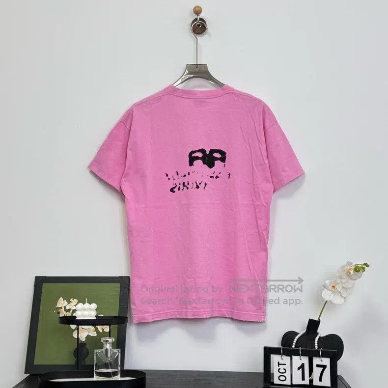 Balenciaga Balenciaga Pink Splatter Letter Logo Short-Sleeve T-Shirt Size US M / EU 48-50 / 2 - 3 Thumbnail