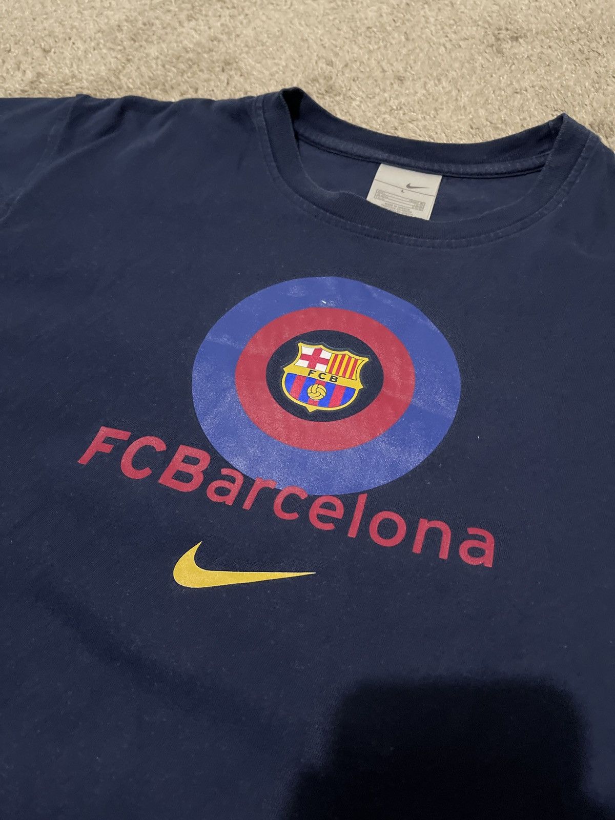 Other Y2K Barcelona Center Swoosh Tee Size US L / EU 52-54 / 3 - 2 Thumbnail