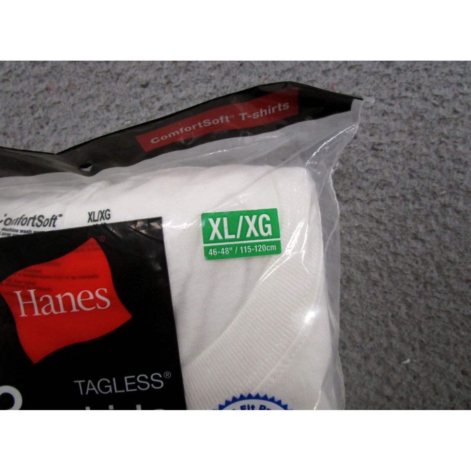Hanes Hanes Men's Crew Neck XL White 3 Pack 100% Cotton T-shirts Tagless Short Sleeve Modern 2008 Mens Size US XL / EU 56 / 4 - 3 Thumbnail