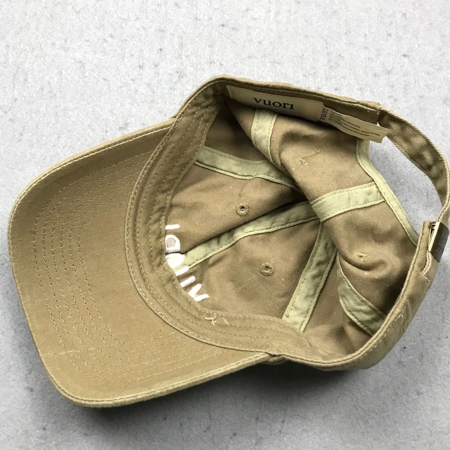 Vuori Vuori Hat Adult Brown Adjustable Dad Cap Cotton Baseball Cap Mens One Size Tan Beige Pattern Solid Style Baseball Cap Theme Dad Color Brown/ Tan Beige Size ONE SIZE - 4 Thumbnail