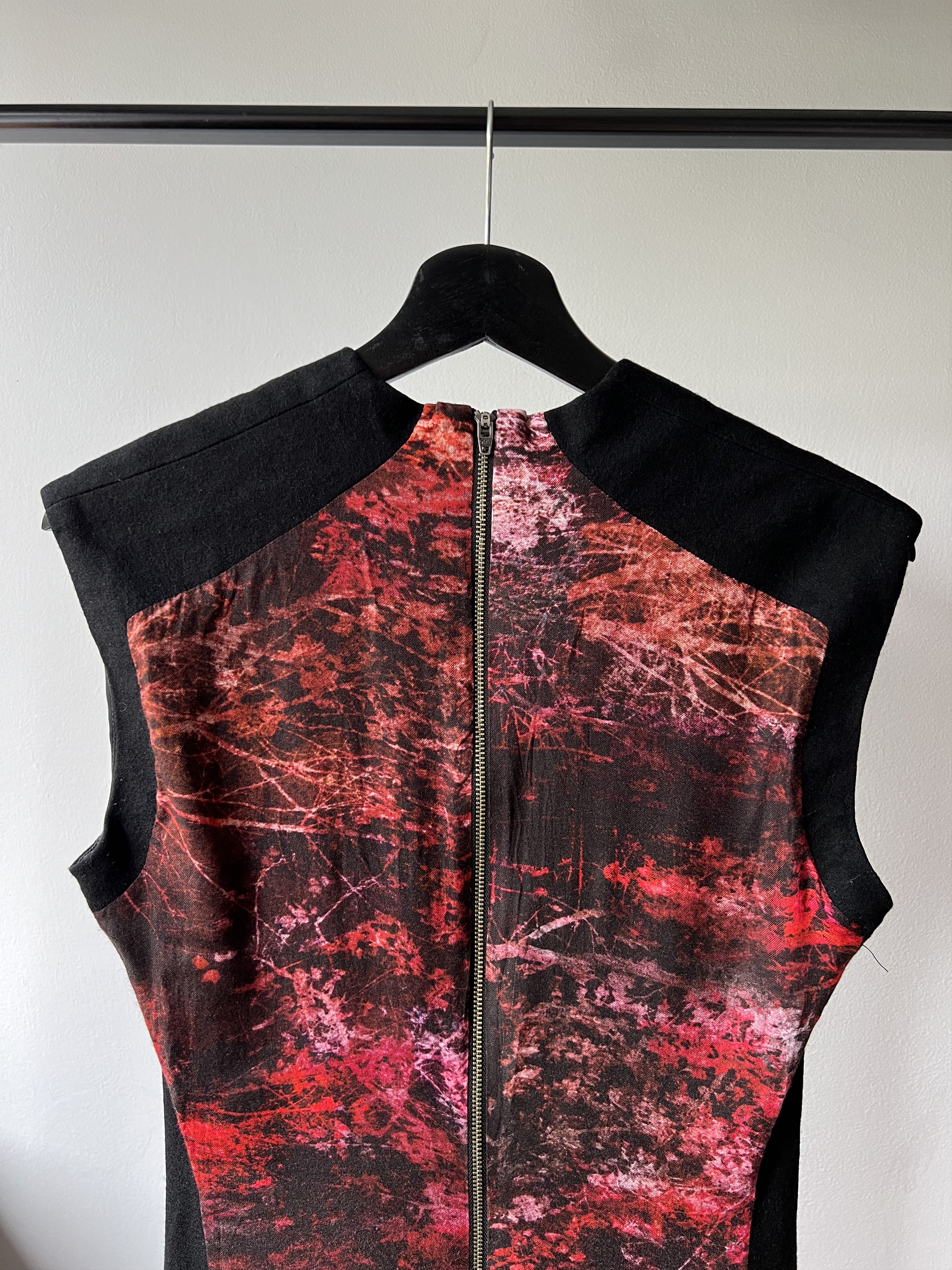 Helmut Lang Helmut Lang Asymmetric Runway Midnight Floral Pattern Dress Size M / US 6-8 / IT 42-44 - 4 Thumbnail
