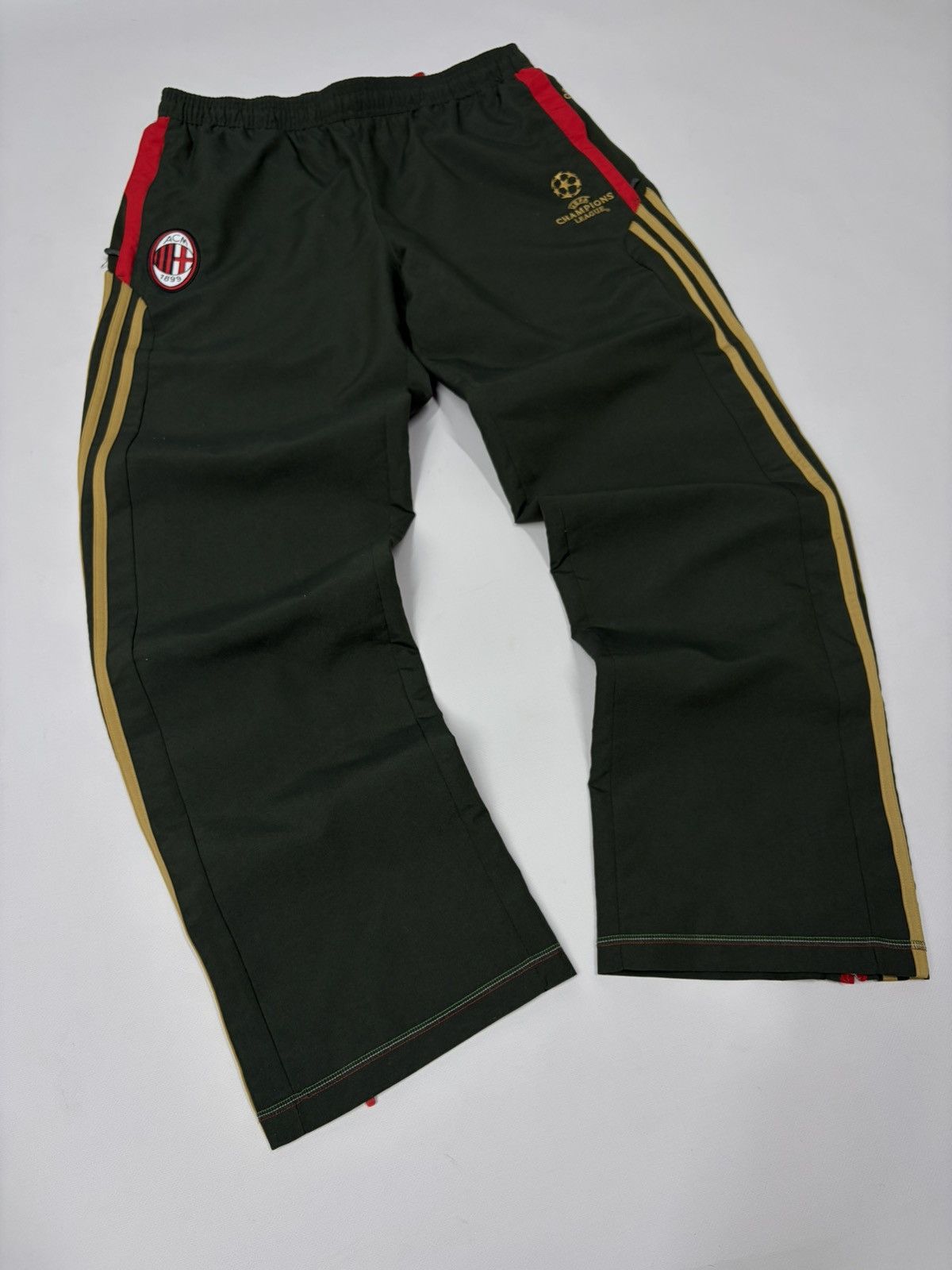 Nike AC Milan Adidas Tracksuit Champions League FootballY2K Set Size US L / EU 52-54 / 3 - 16 Thumbnail