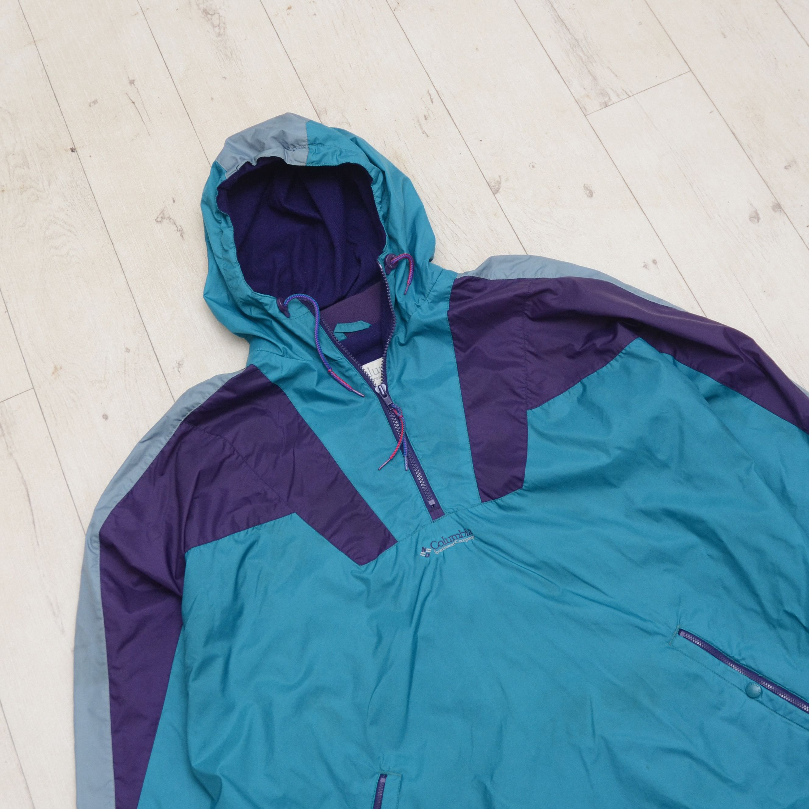 Columbia Vintage Columbia Jacket Poncho Hood Lined Y2K Gorpcore Size US XL / EU 56 / 4 - 2 Thumbnail