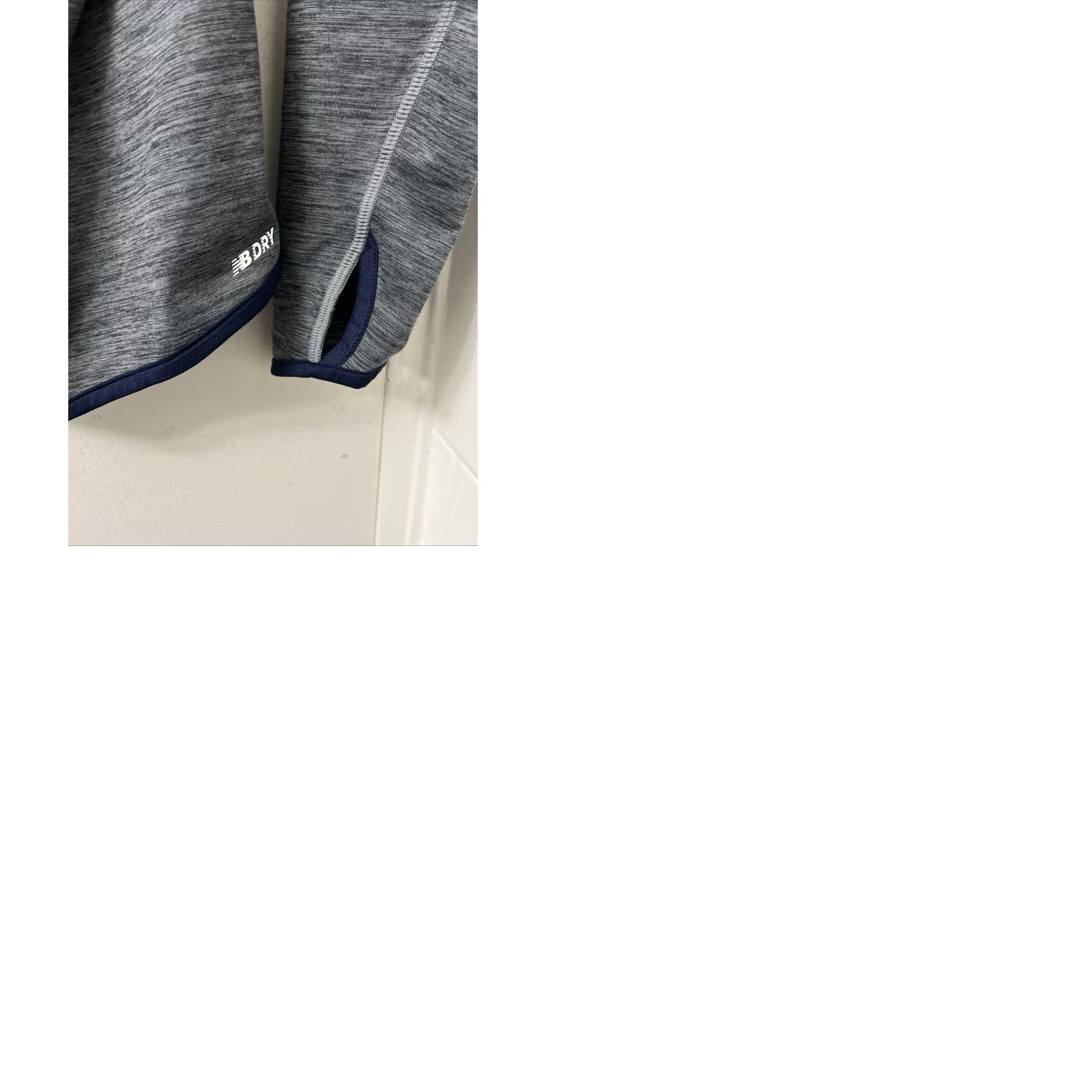 New Balance New Balance NB Dry 1/4 Zip Mens M Gray Navy Pullover L/S Pockets Logo Zipper Activewear Running Gym Training Size US M / EU 48-50 / 2 - 9 Thumbnail