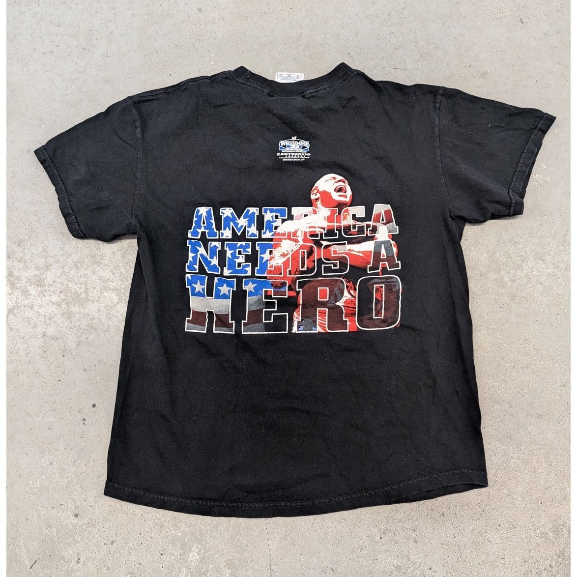 Vintage × WWE 2005 WWE WrestleMania 21 America Needs a Hero youth t-shirt Size US M / EU 48-50 / 2 - 1 Thumbnail