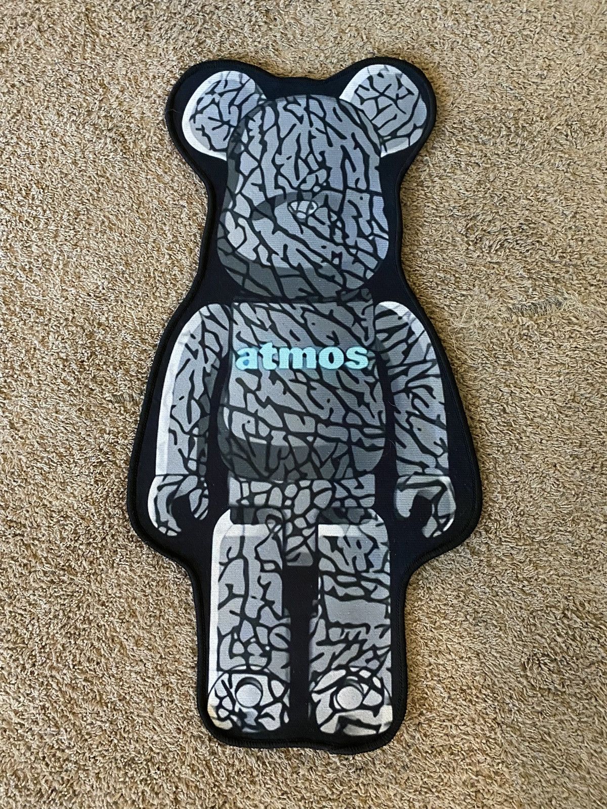 Other Atmos BE@RBRICK Elephant Print Rug – Rare Sneaker Decor Size 32 - 1 Thumbnail